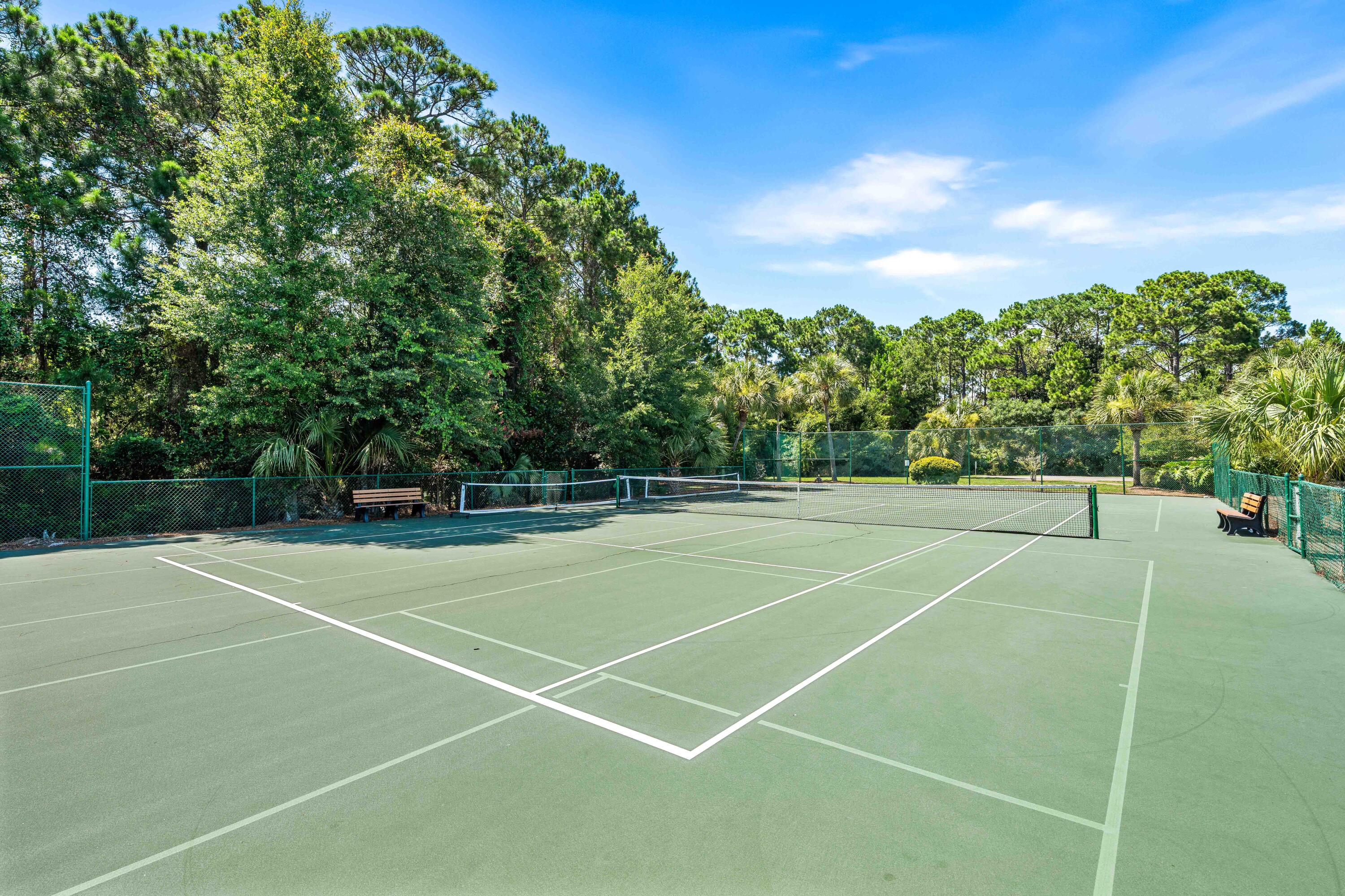 PELICAN BAY S/D - Residential