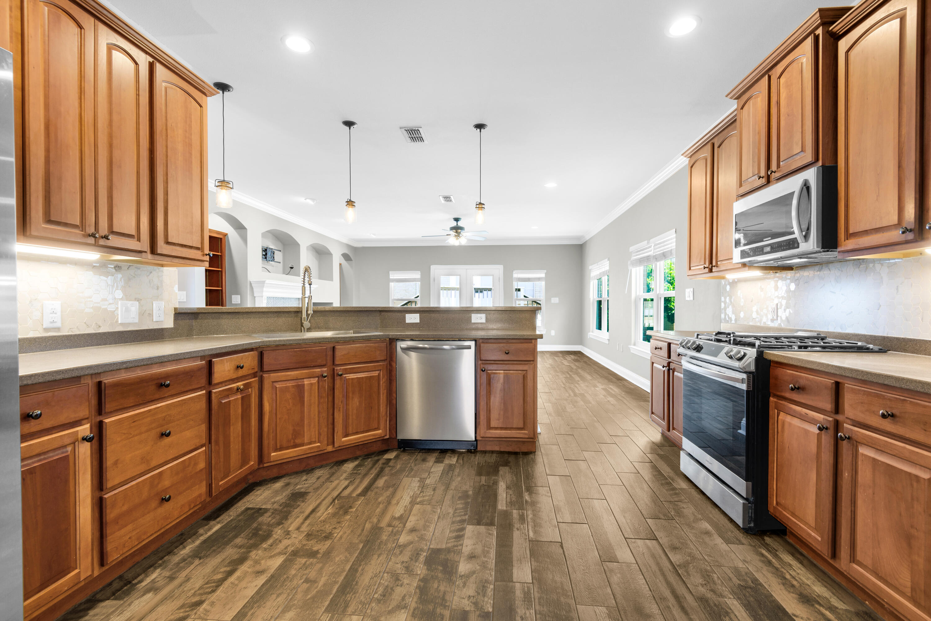 MAGNOLIA PLANTATION AT BLUEWATER BAY - Residential