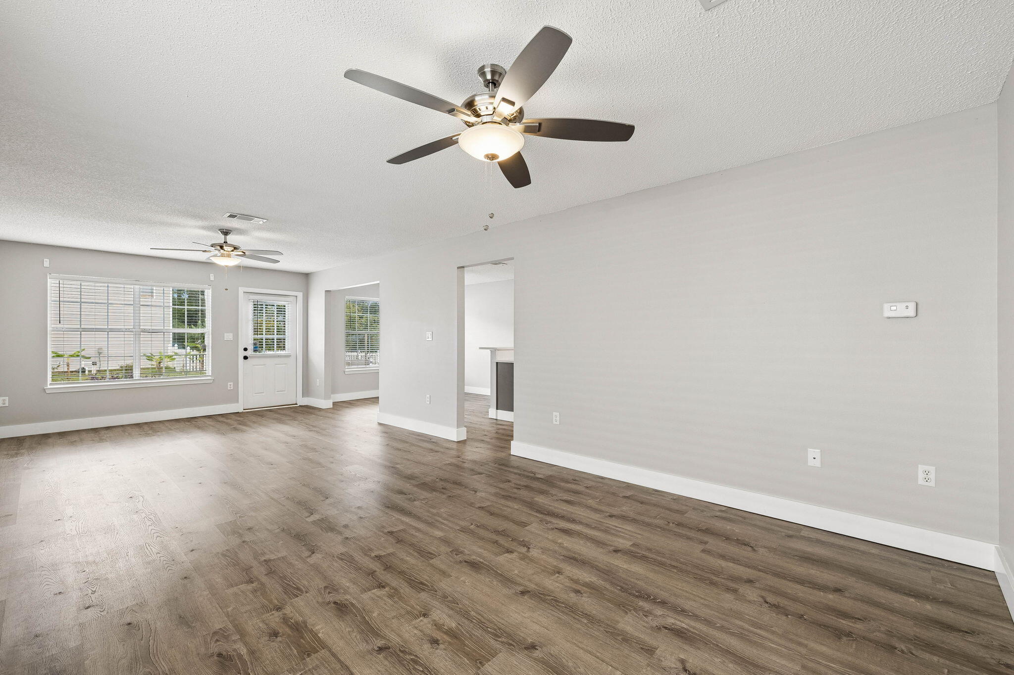 TWIN LAKES ESTATES - Residential