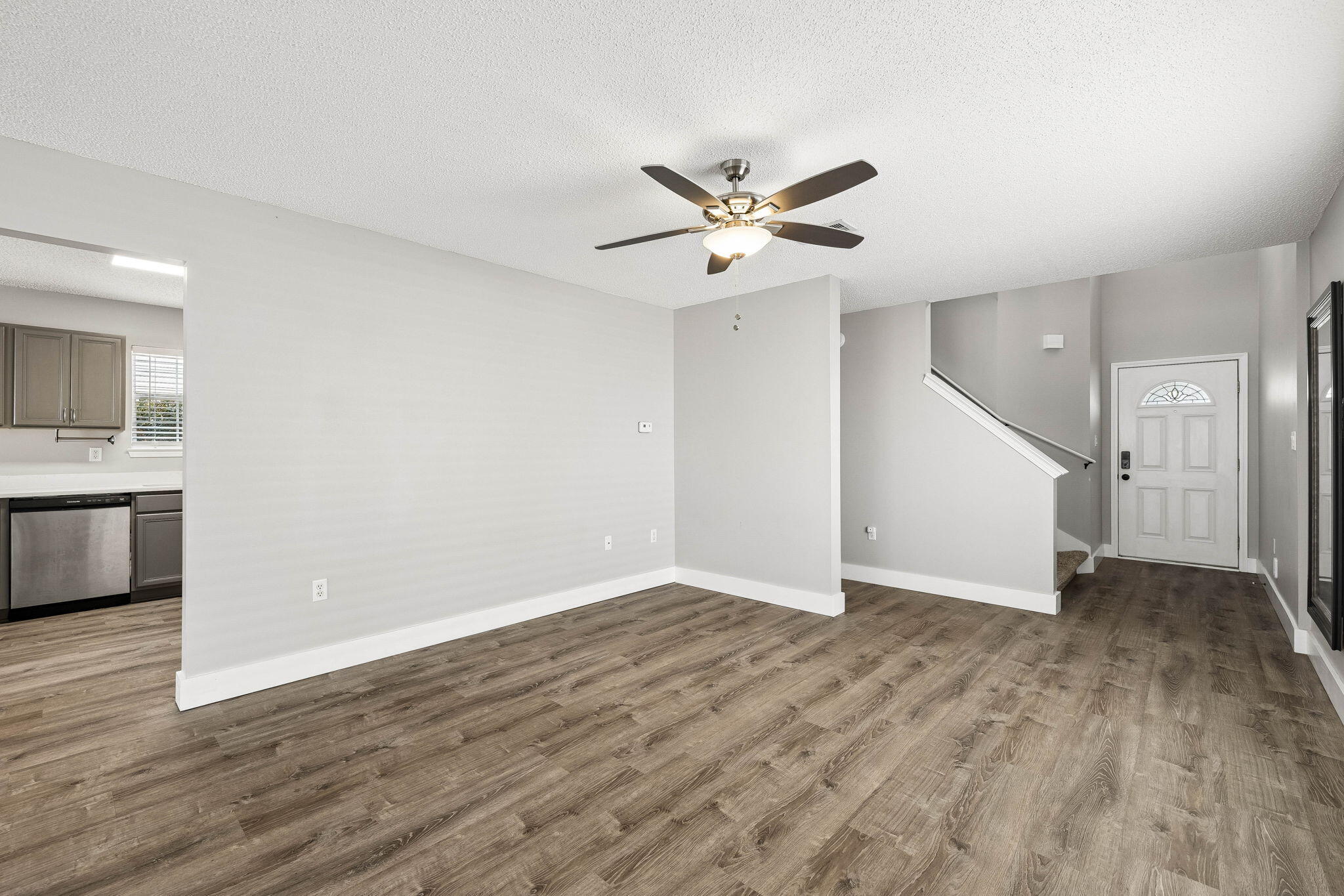 TWIN LAKES ESTATES - Residential