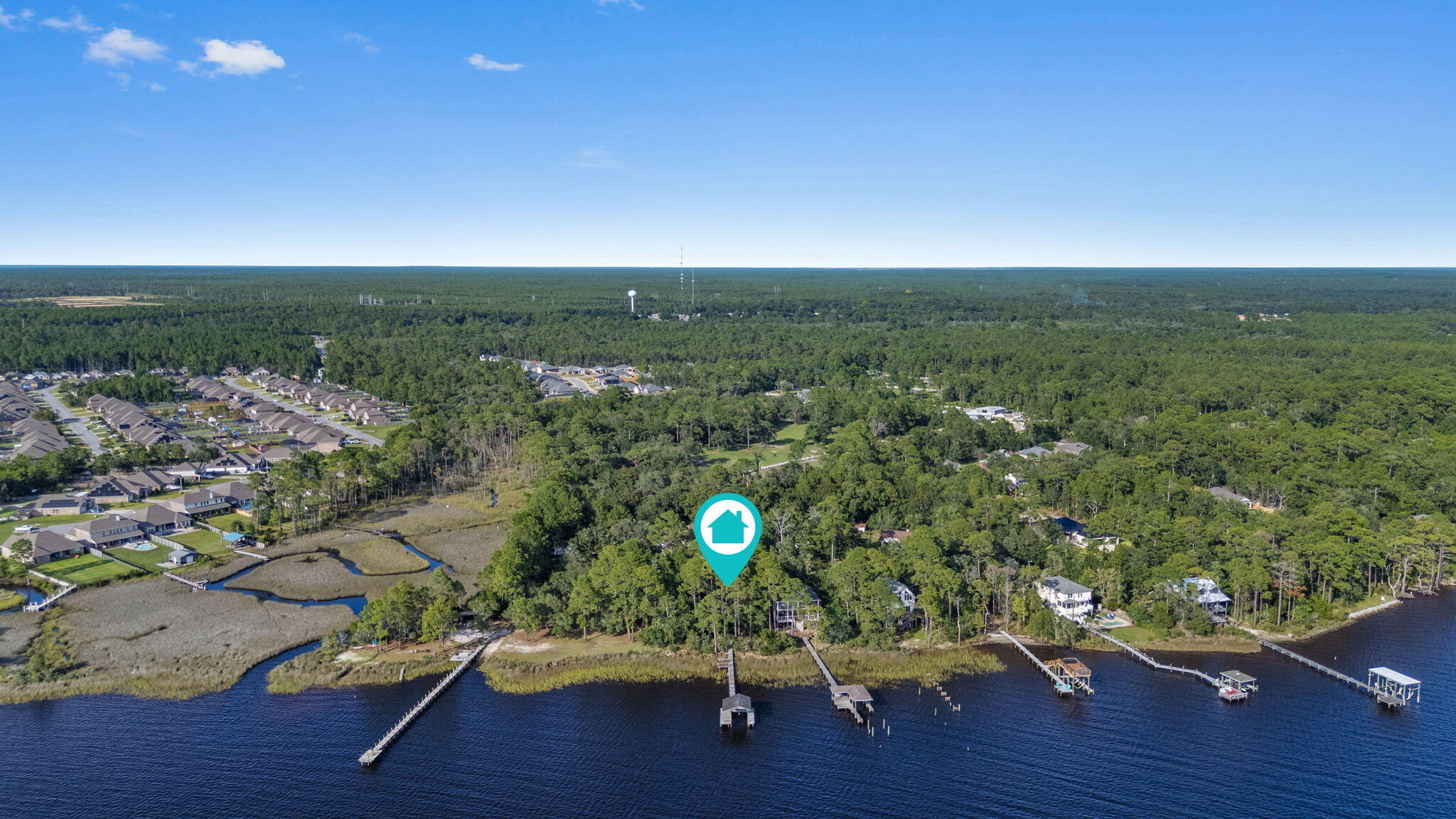 NO RECORDED SUBDIVISION - Land