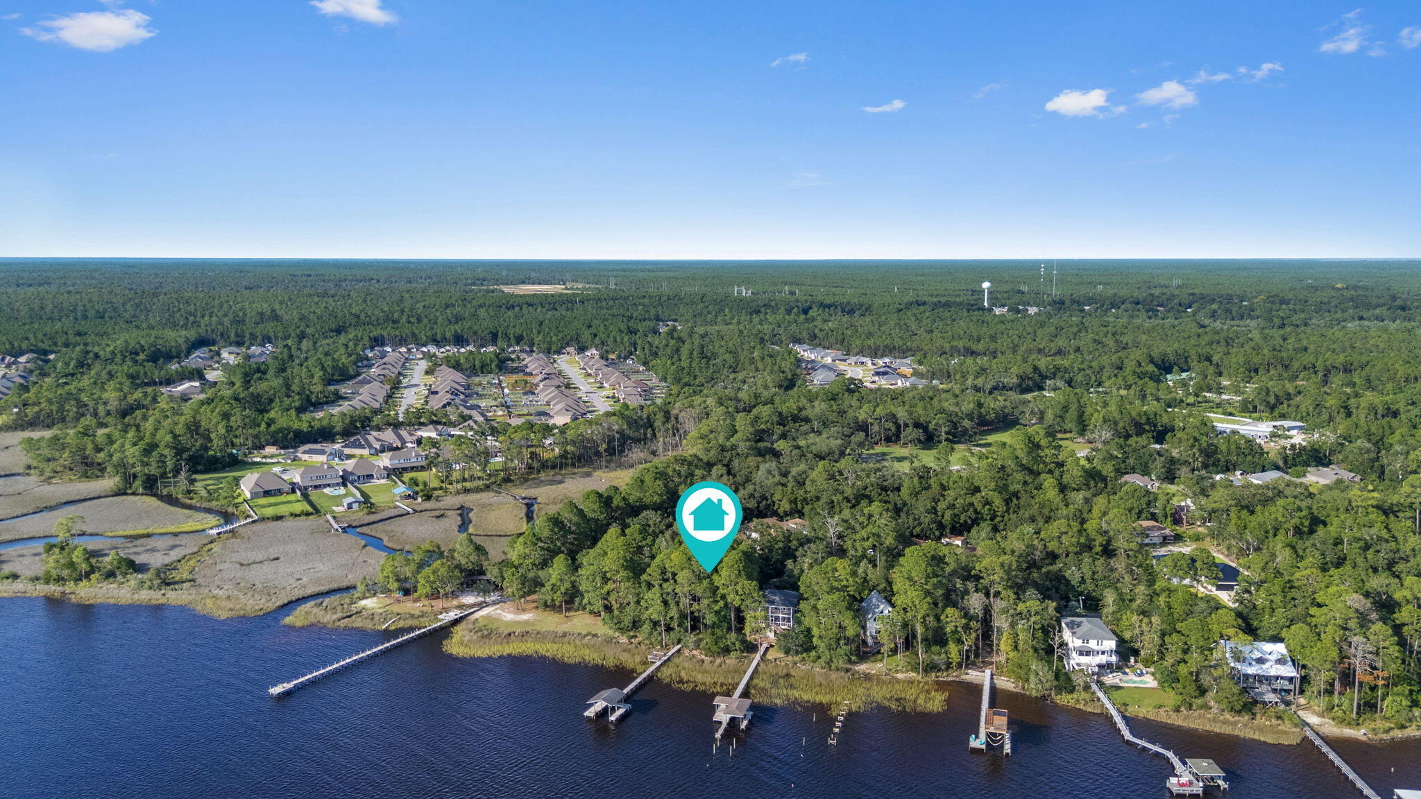 NO RECORDED SUBDIVISION - Land