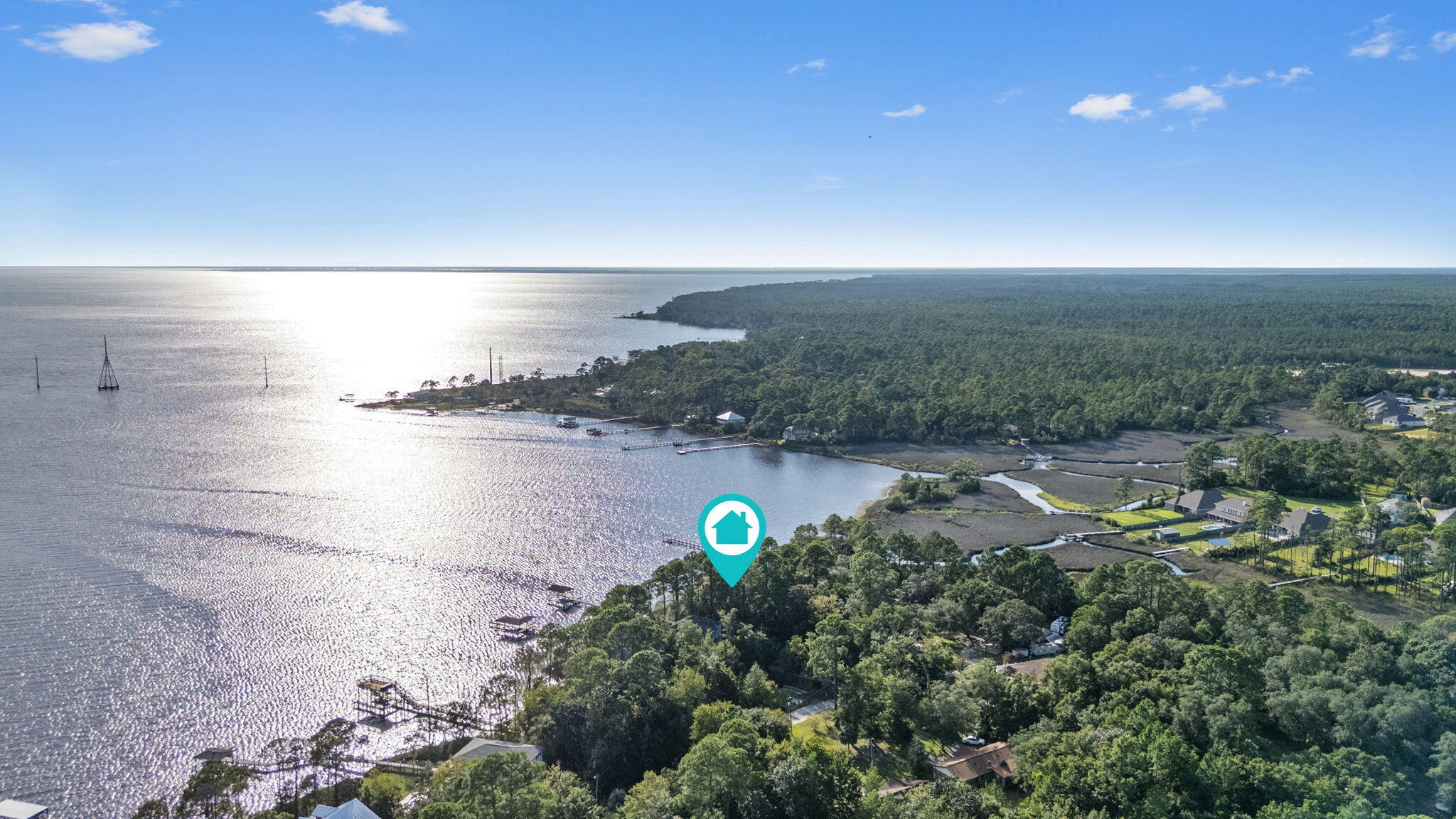 NO RECORDED SUBDIVISION - Land