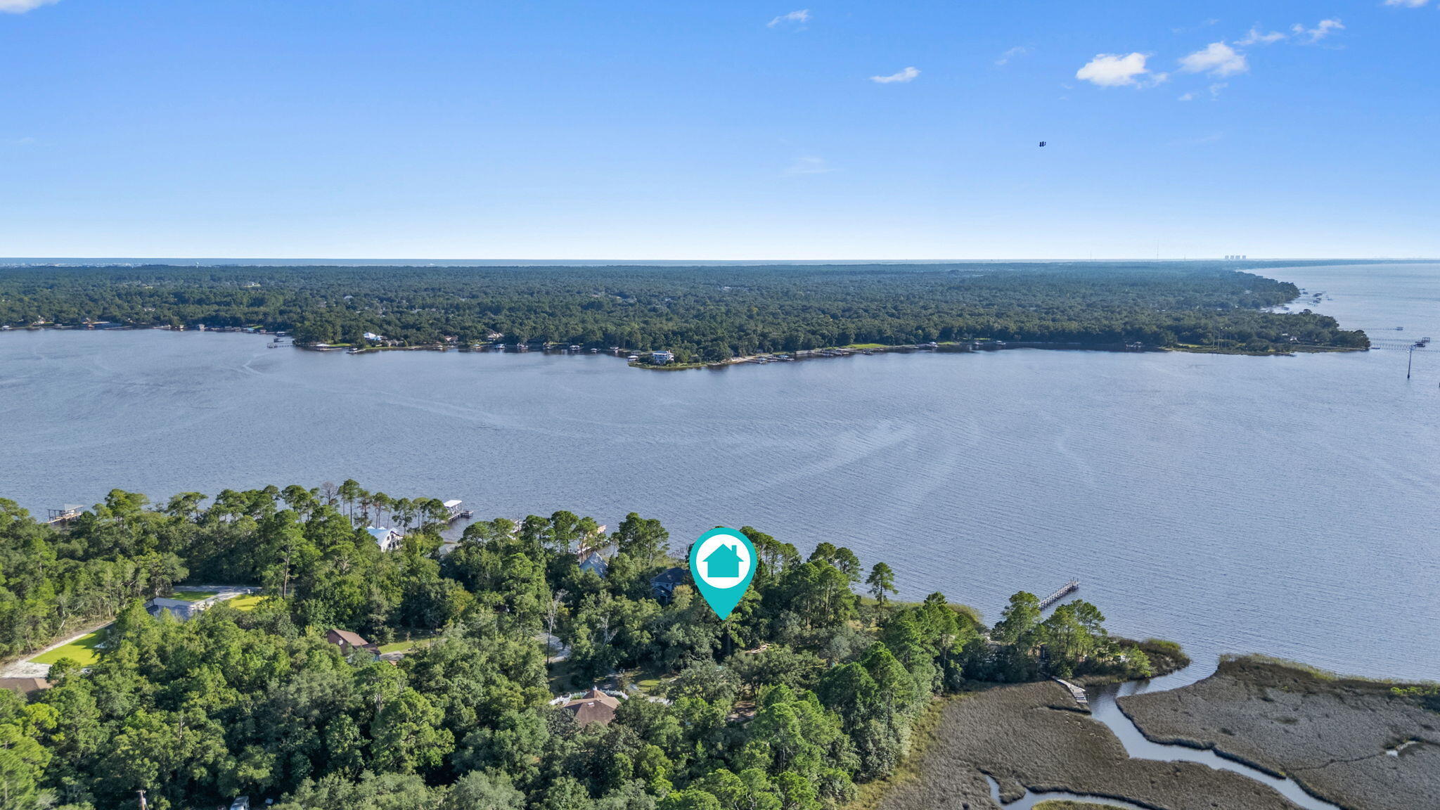 NO RECORDED SUBDIVISION - Land