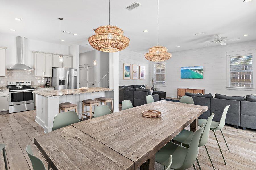 CRYSTAL BEACH - Residential