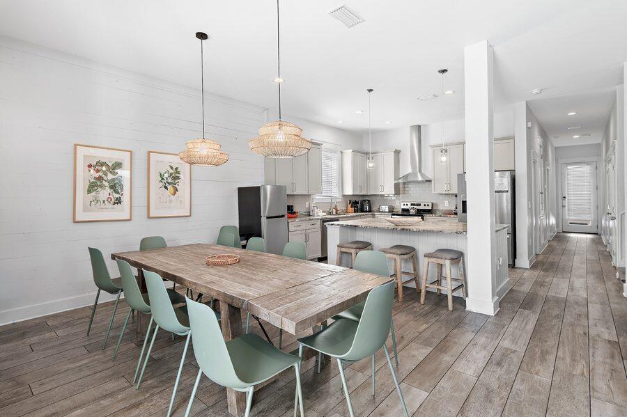 CRYSTAL BEACH - Residential