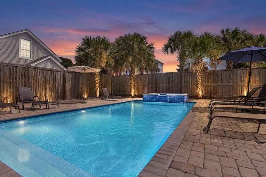 CRYSTAL BEACH - Residential