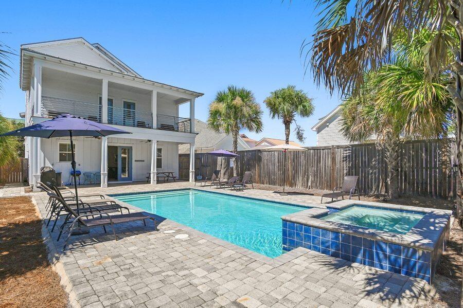 CRYSTAL BEACH - Residential