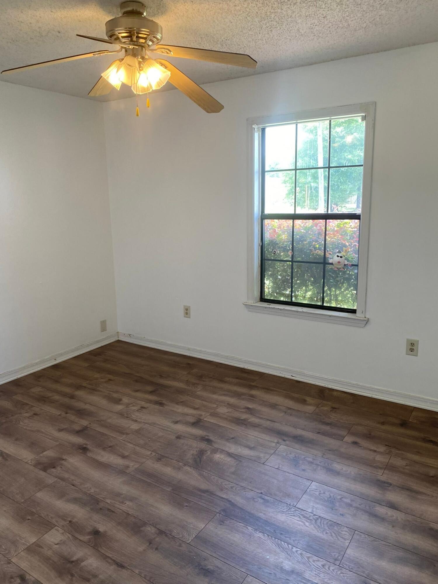 SHOAL WOOD ESTATES 1ST PH 1 - Residential