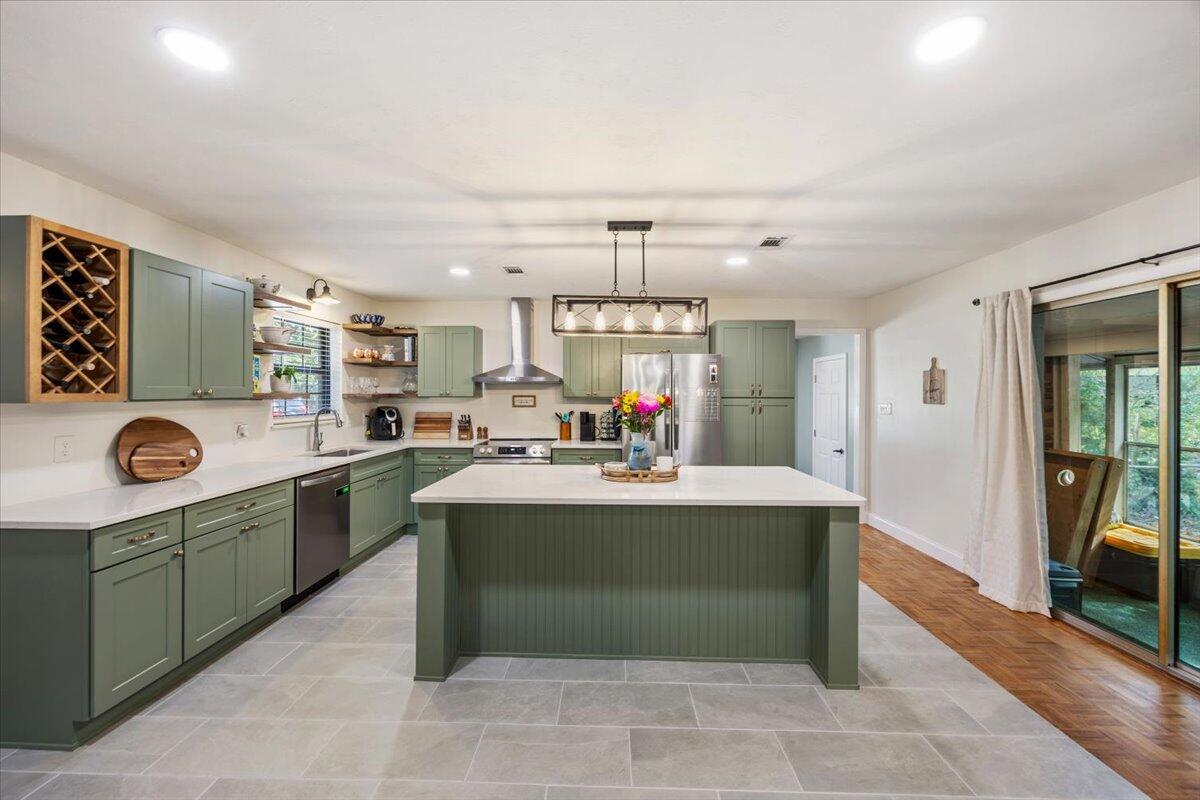 ELLIOTTS POINT 10TH ADDN - Residential