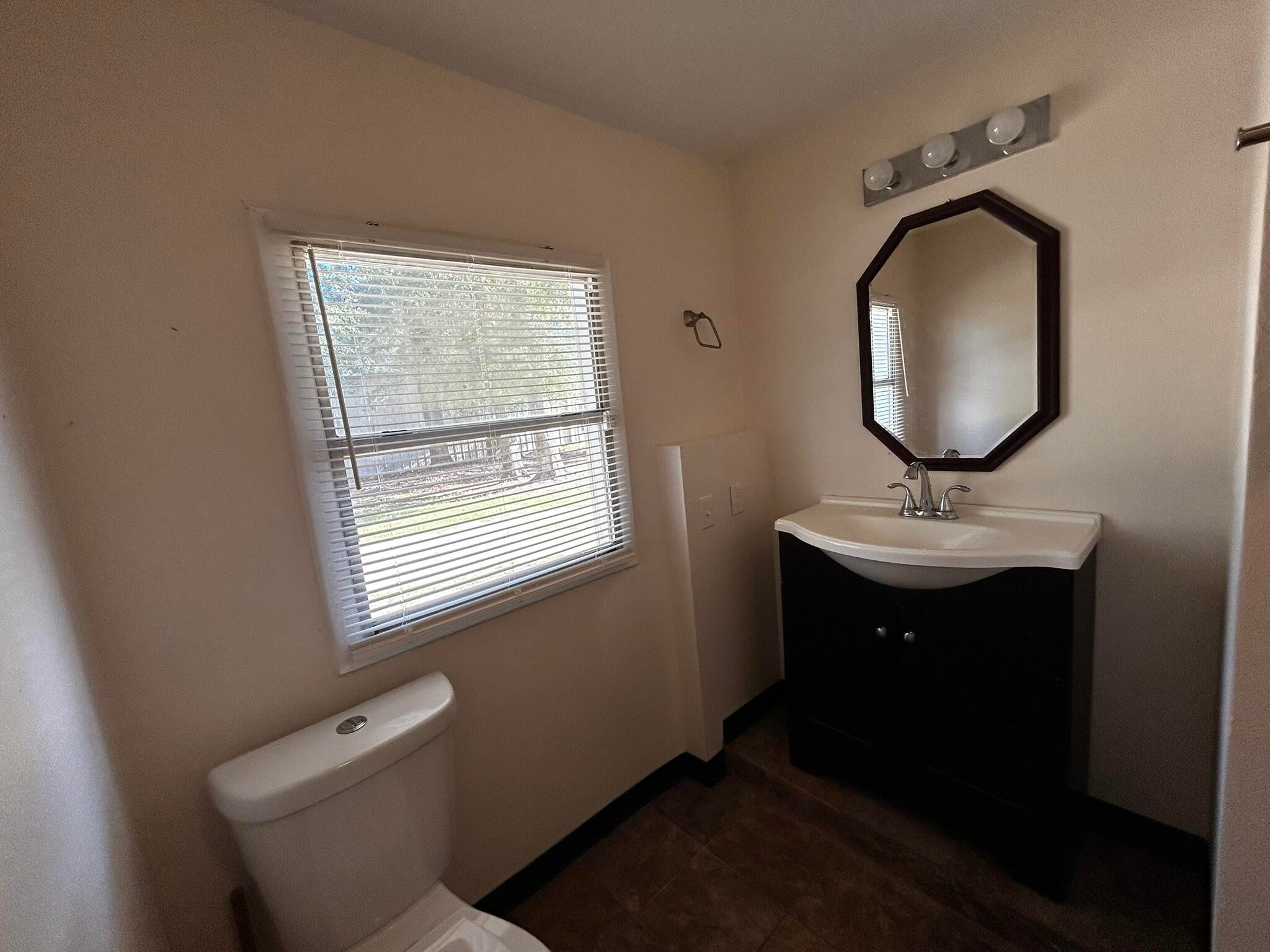 231100.00 - Residential Lease