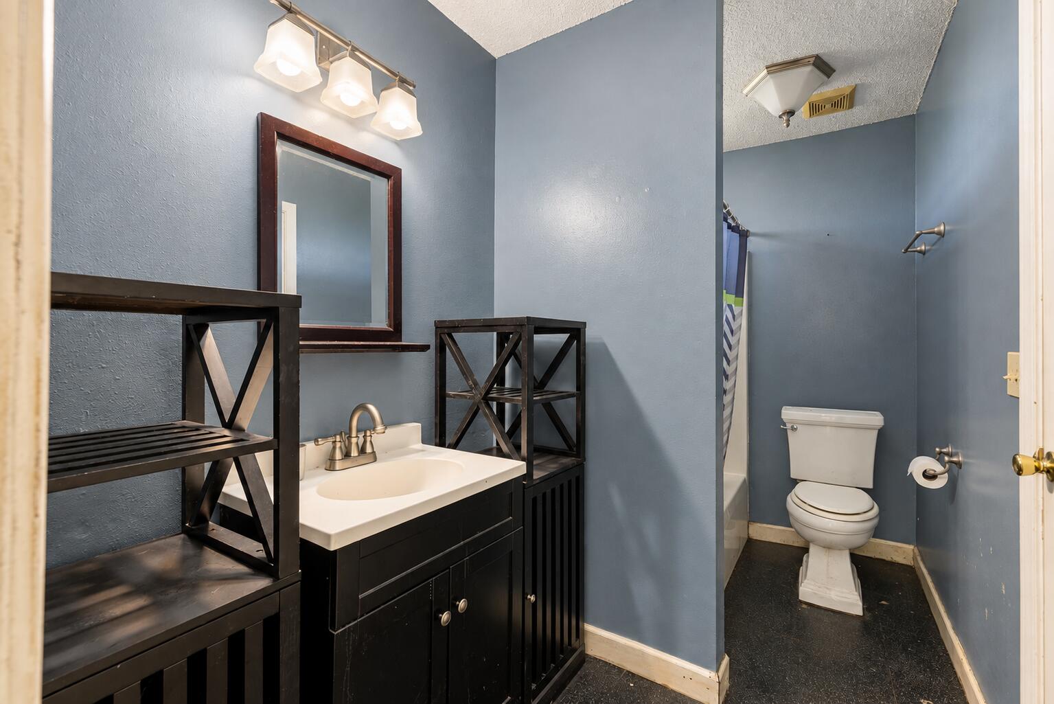 HOLLEY BY THE SEA - Residential
