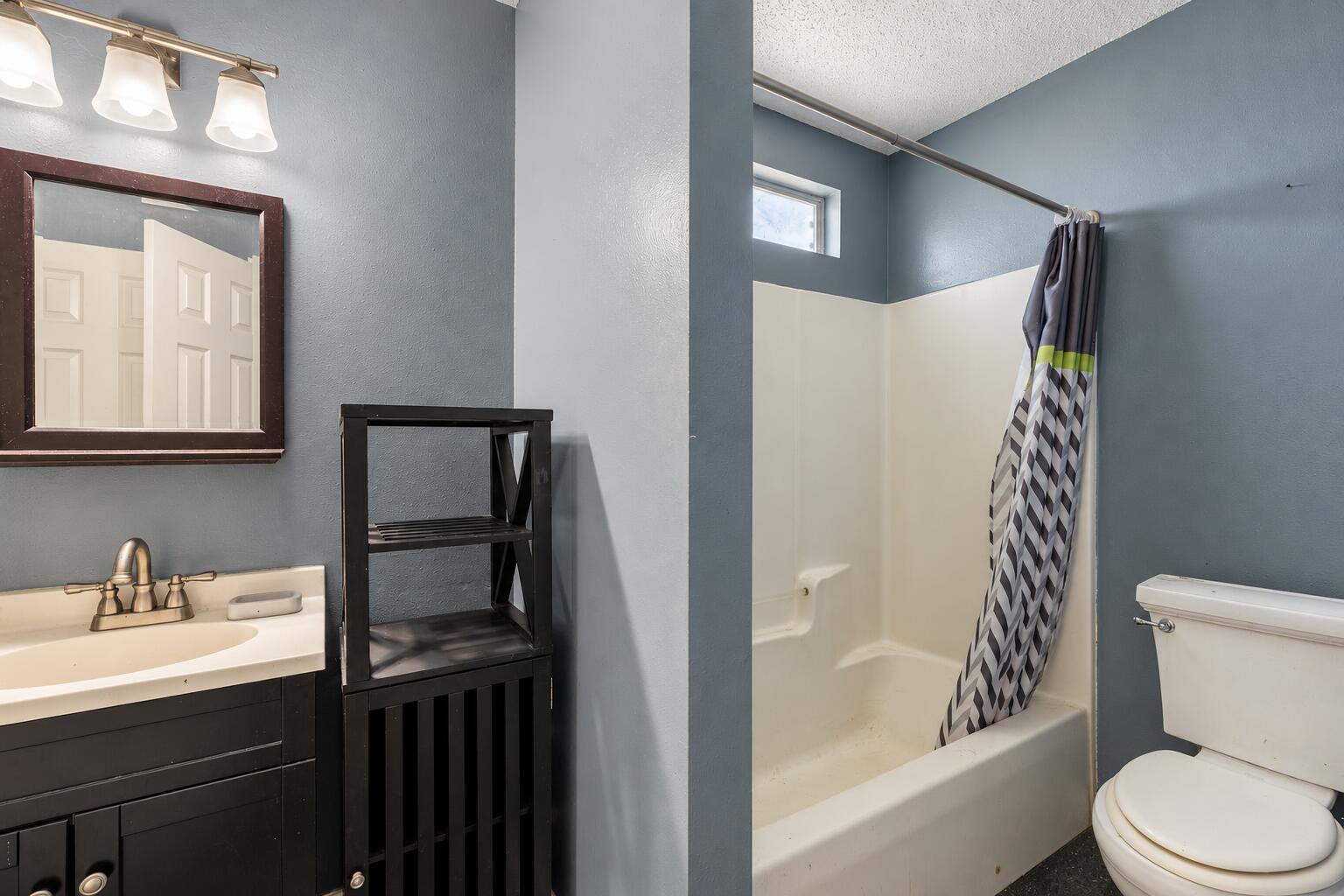 HOLLEY BY THE SEA - Residential