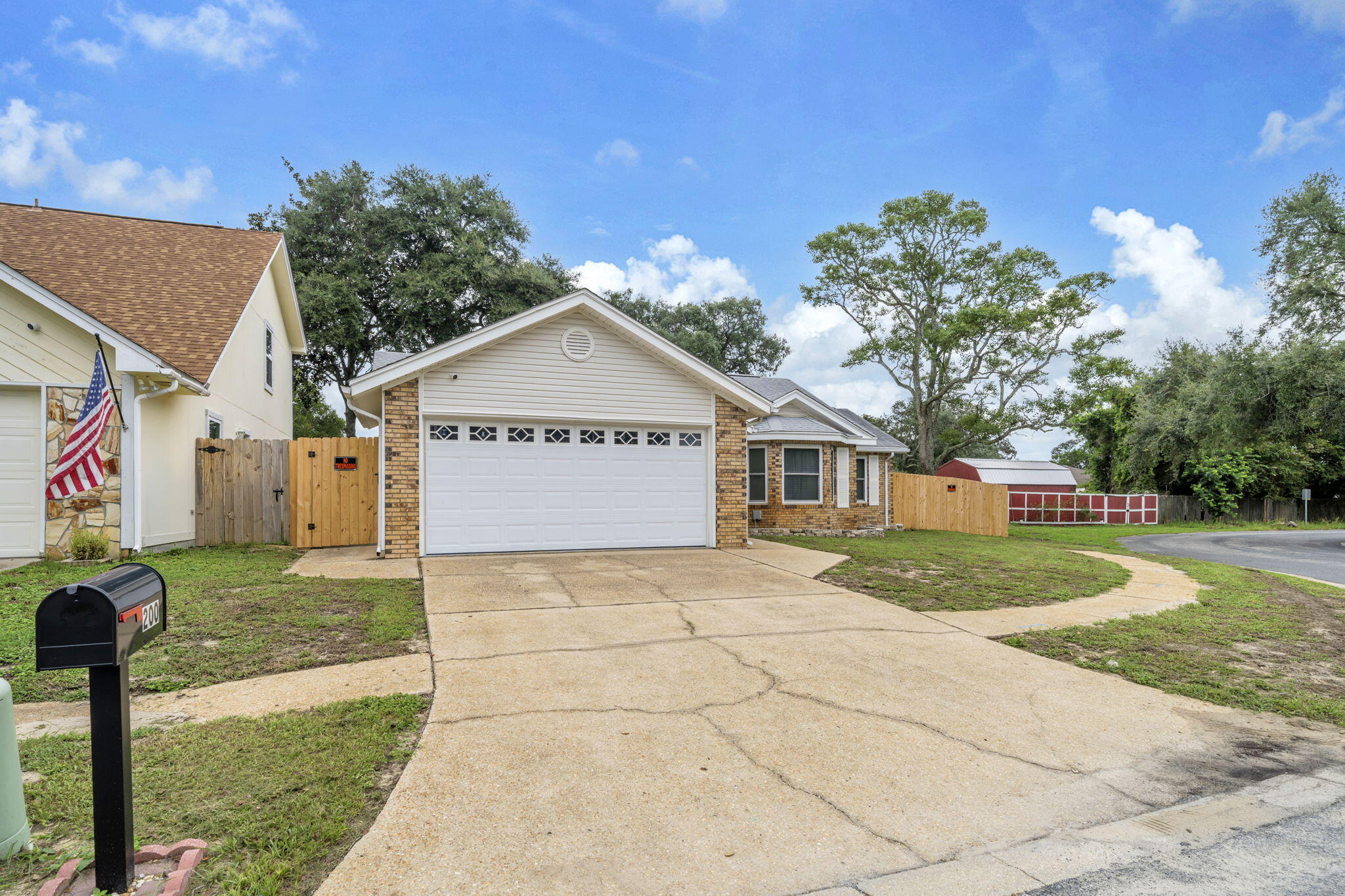 WOODLAND PARK ESTATES - Residential