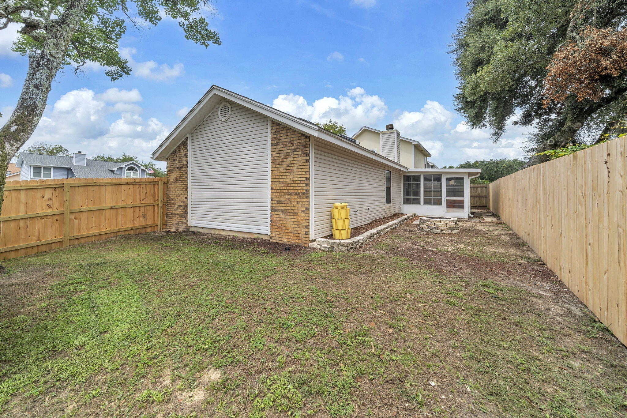 WOODLAND PARK ESTATES - Residential