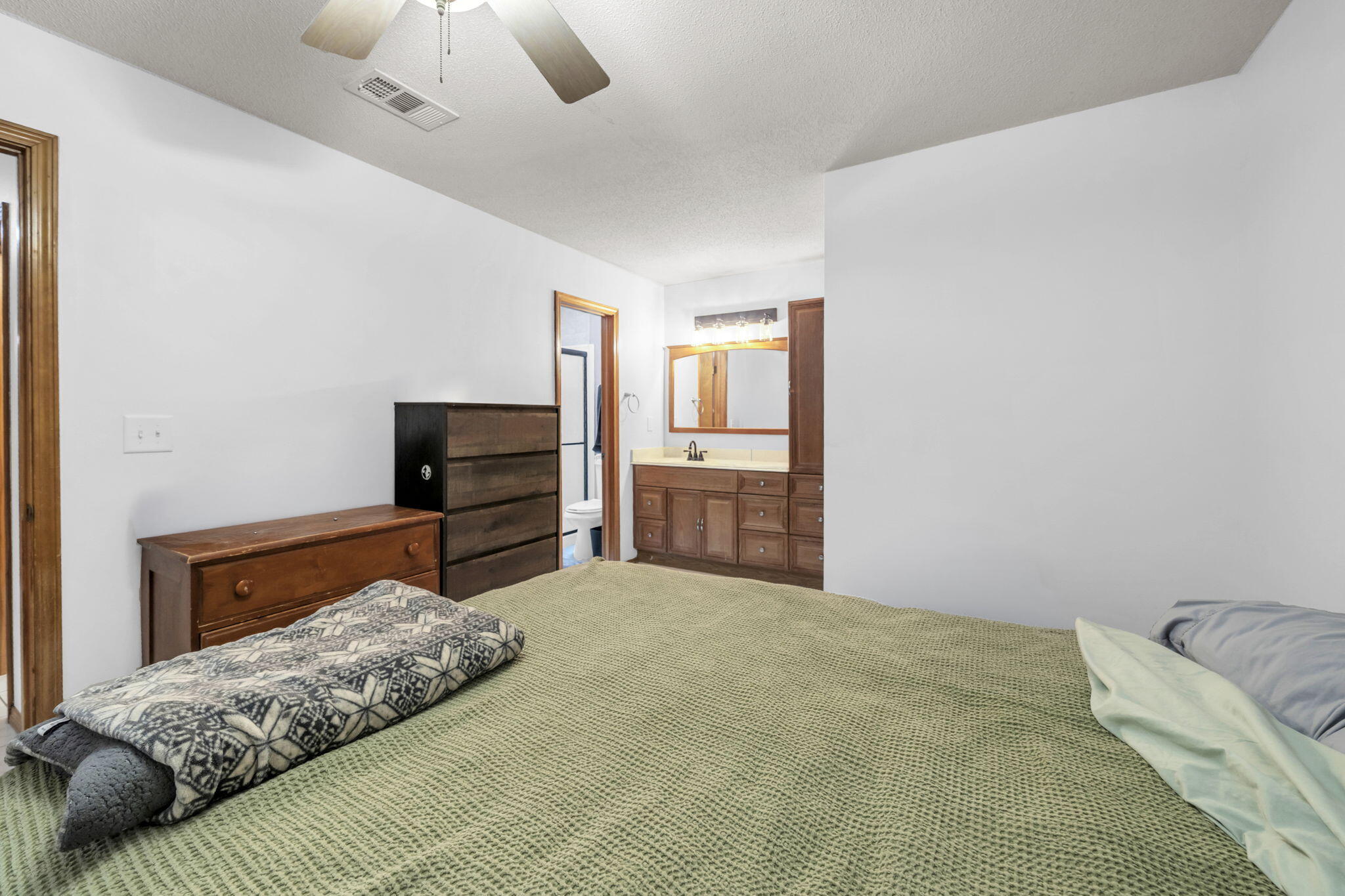 WOODLAND PARK ESTATES - Residential