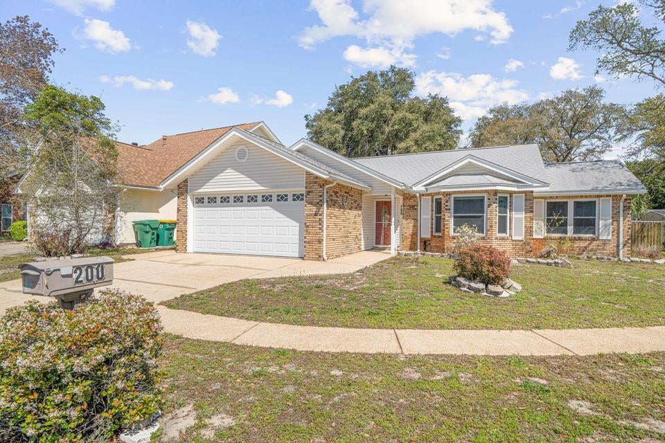 WOODLAND PARK ESTATES - Residential