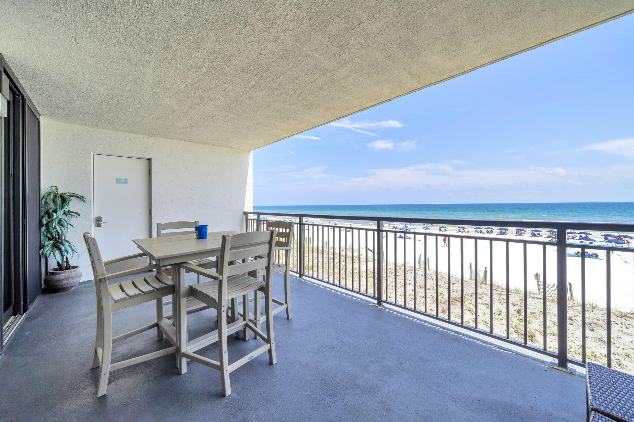 NAUTILUS CONDO - Residential