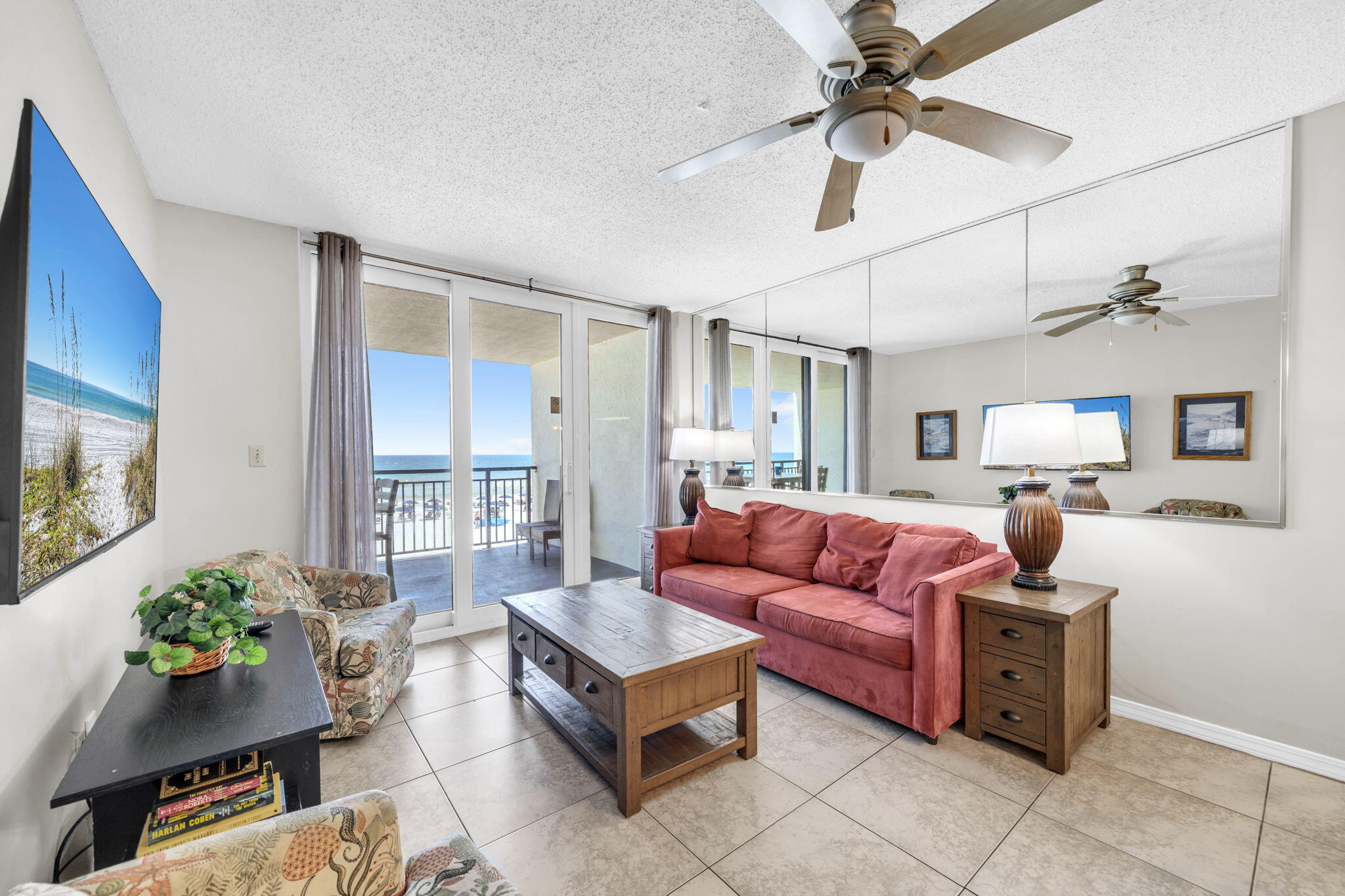 NAUTILUS CONDO - Residential