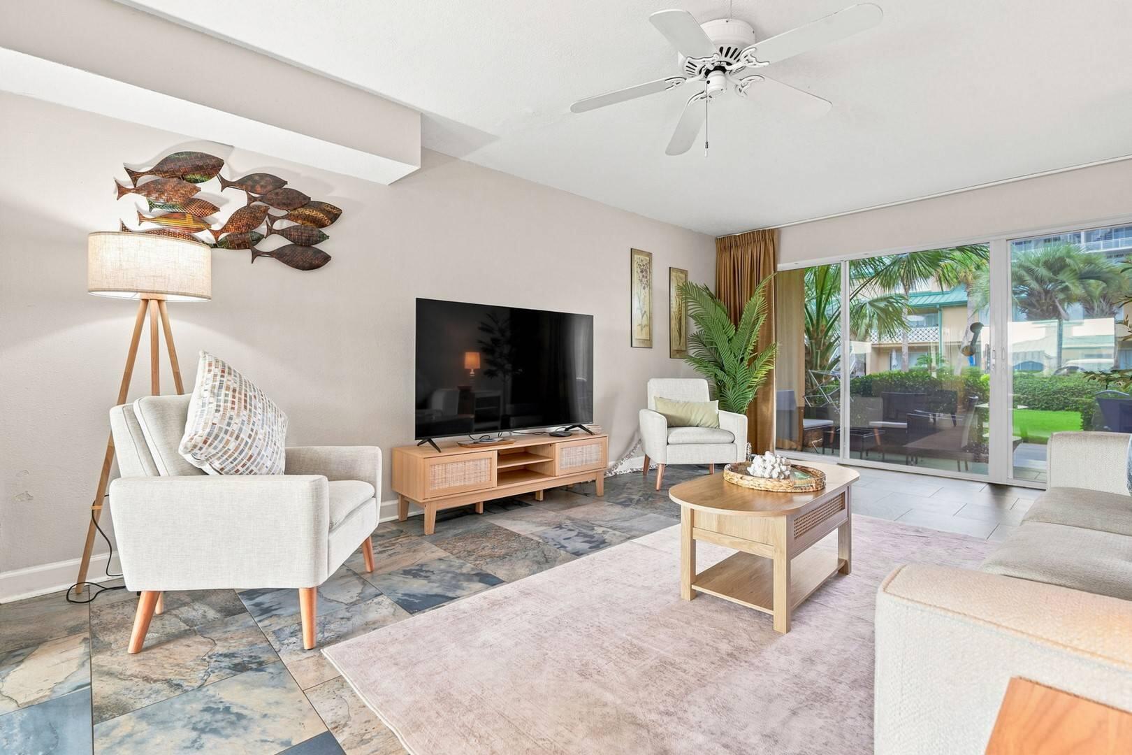 SEASPRAY CONDO - Residential