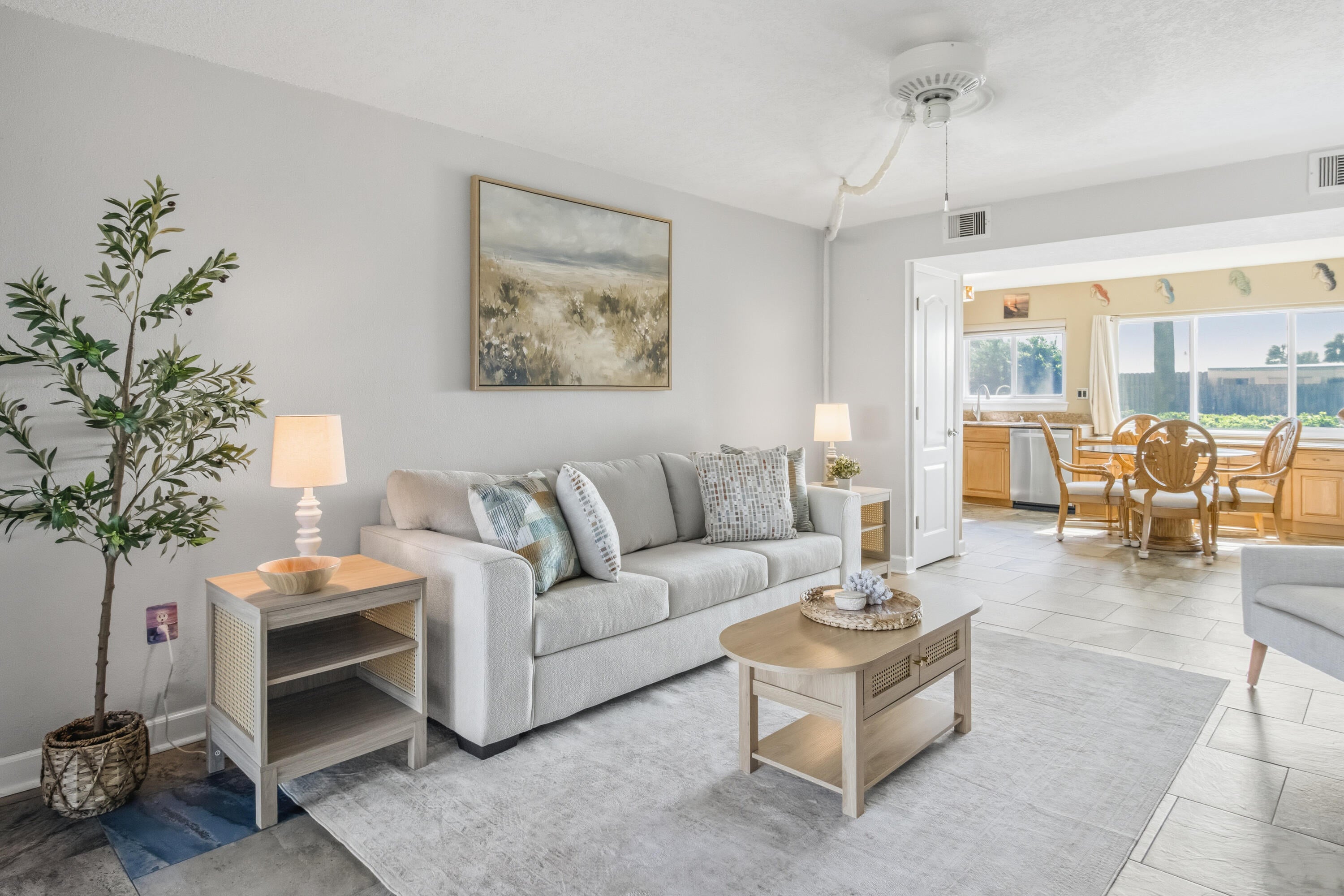 SEASPRAY CONDO - Residential