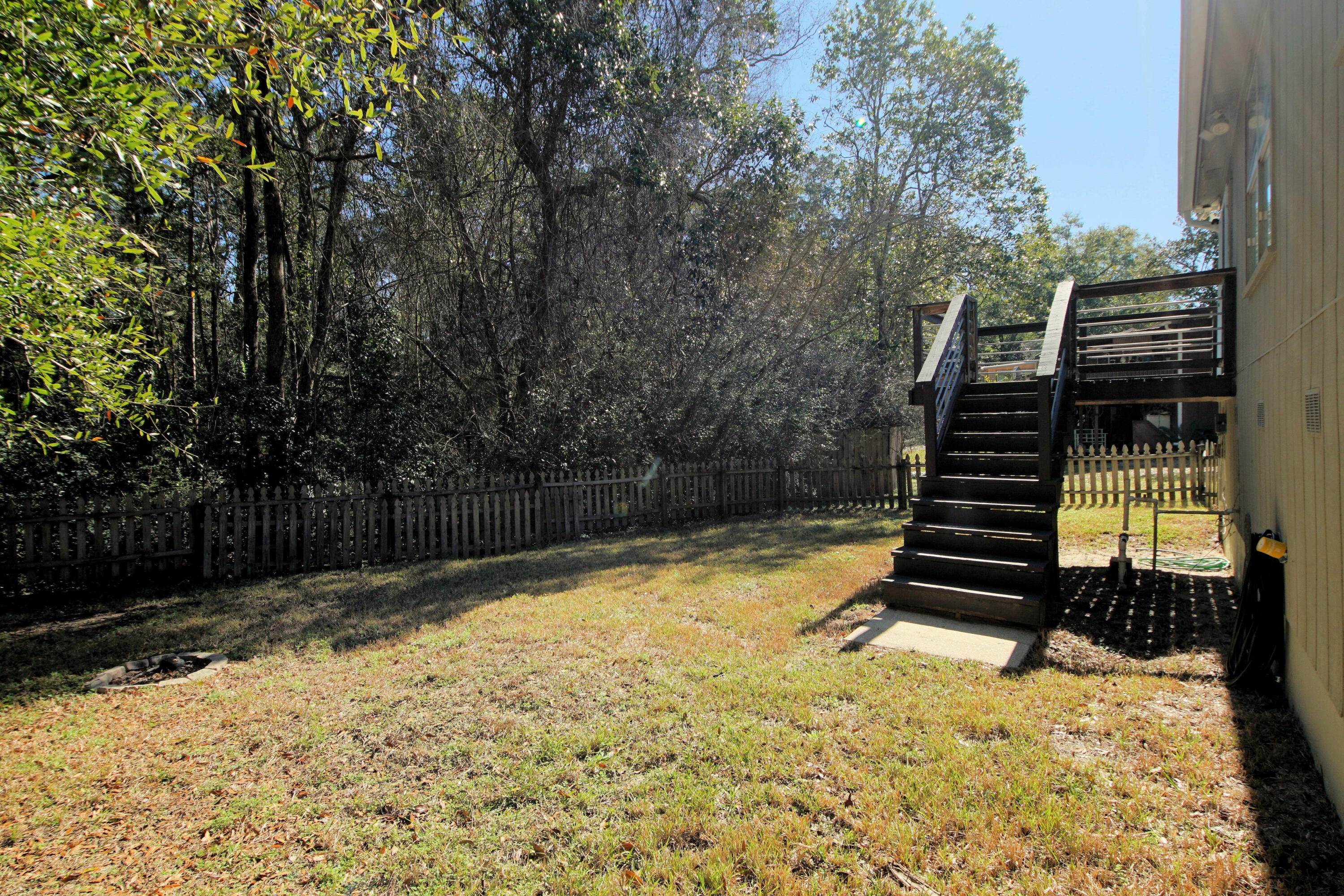 CREEKSIDE - Residential