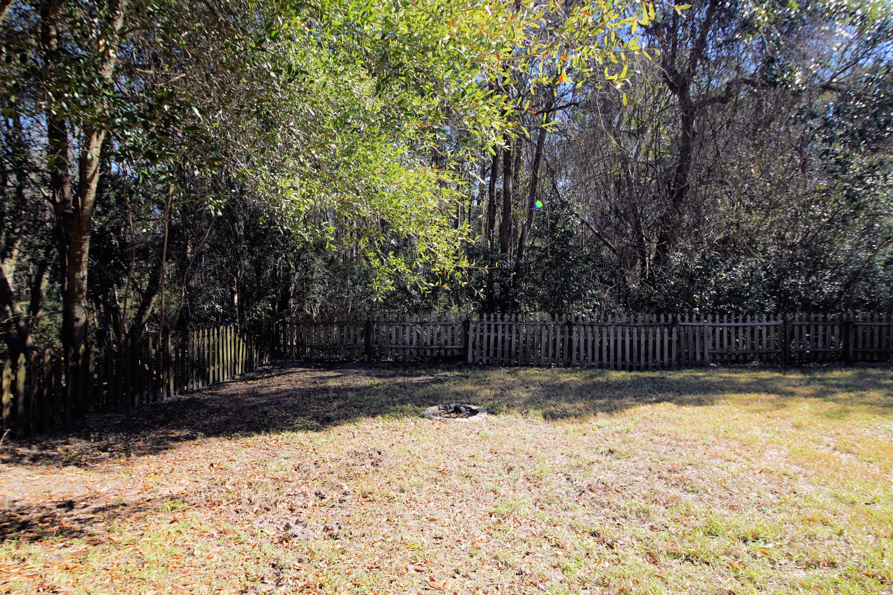 CREEKSIDE - Residential