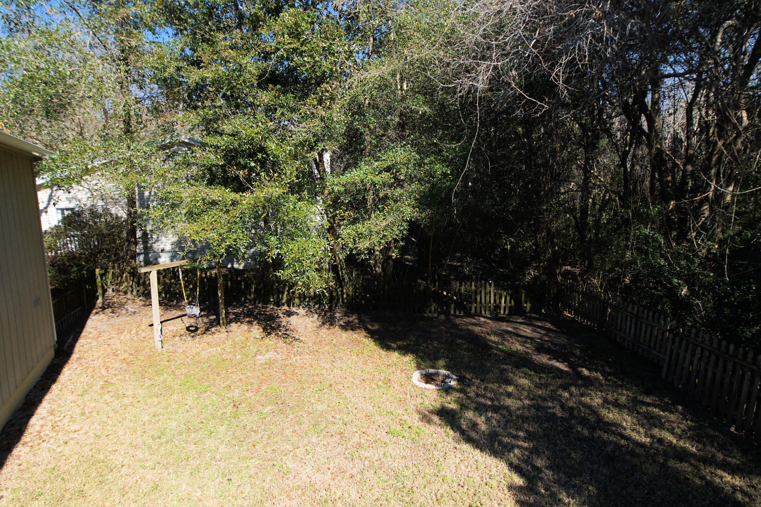CREEKSIDE - Residential