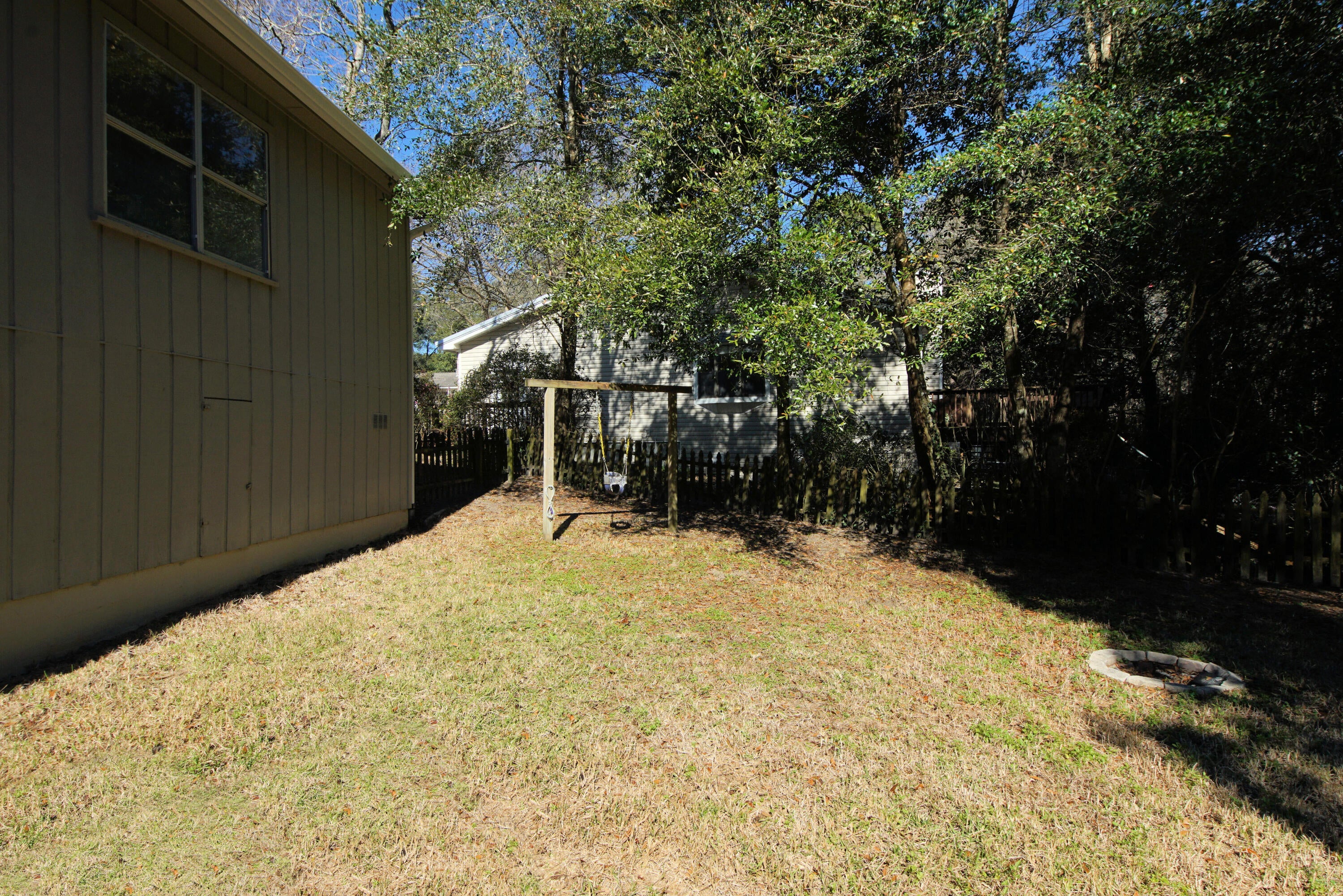 CREEKSIDE - Residential