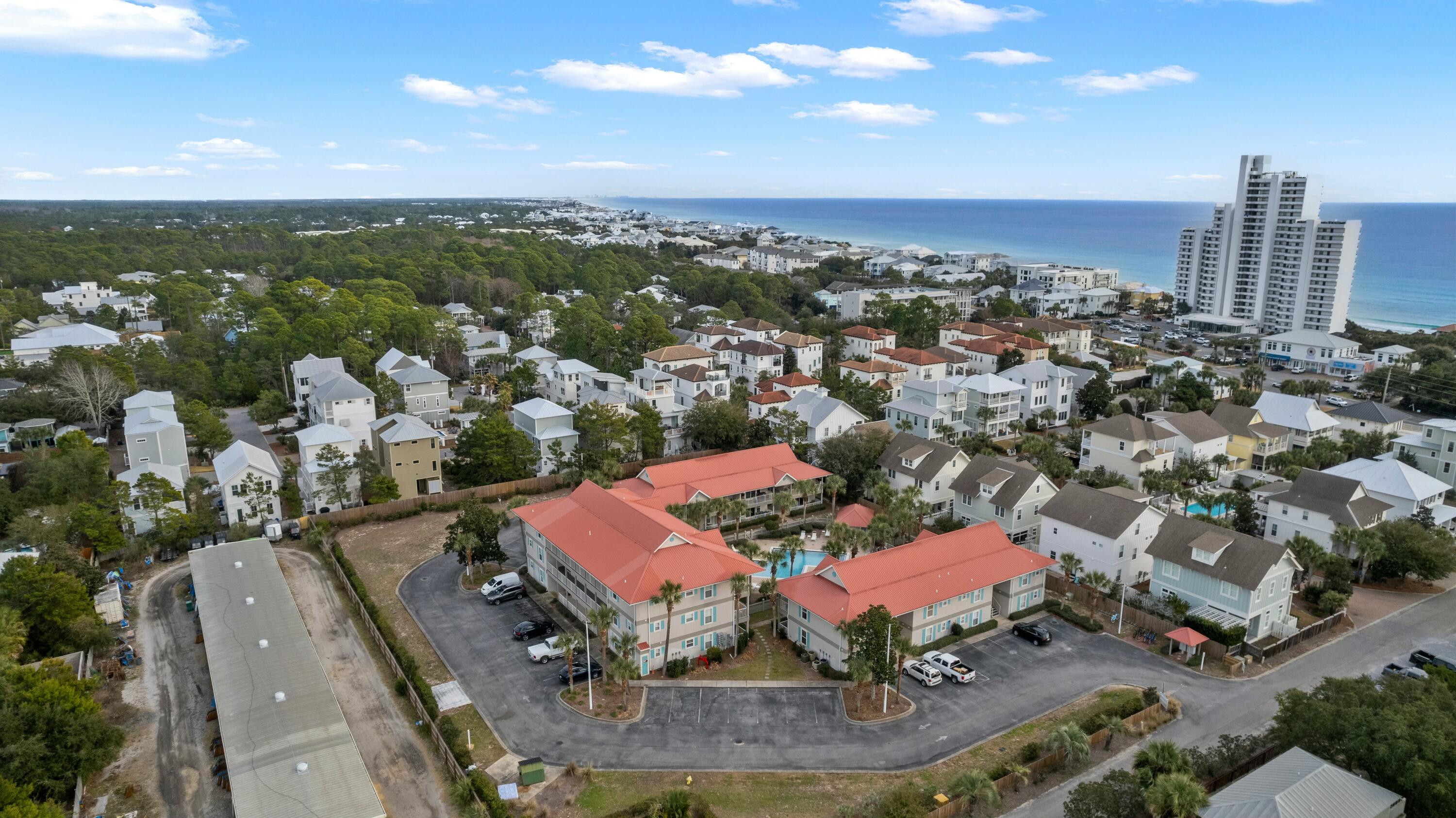 ROLLIN TIDE VILLAS - Residential