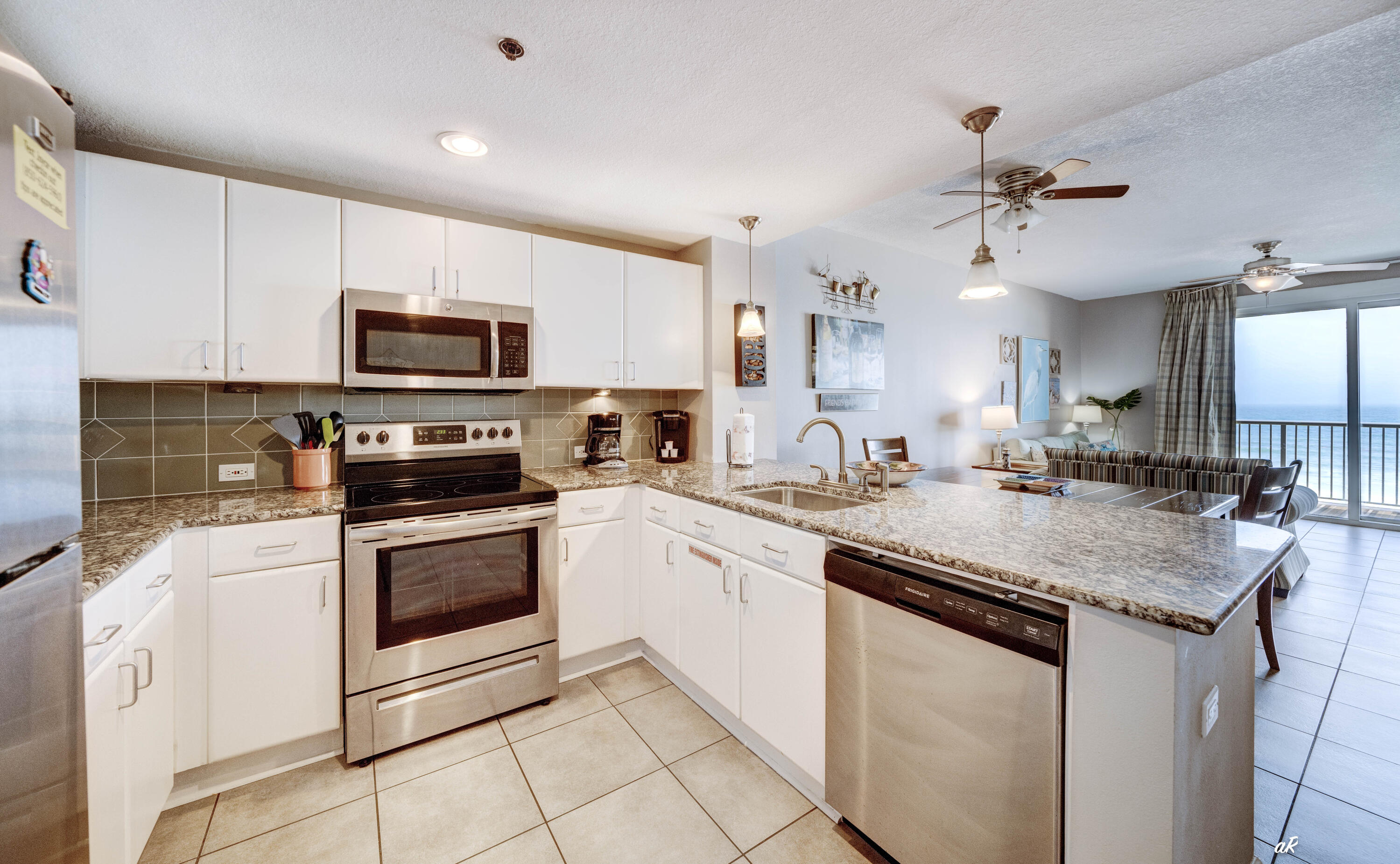 GRAND PANAMA BEACH RESORTS - Residential