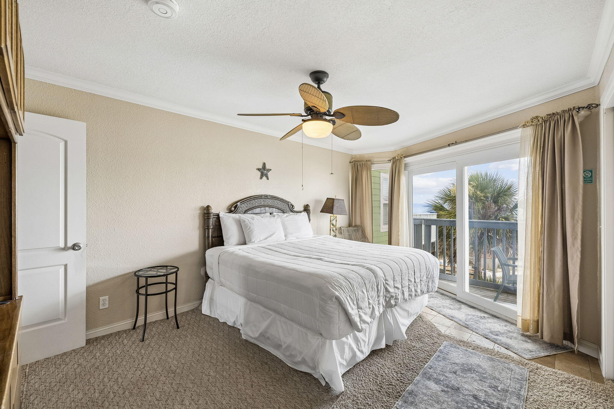 BLUE SURF T/H - Residential