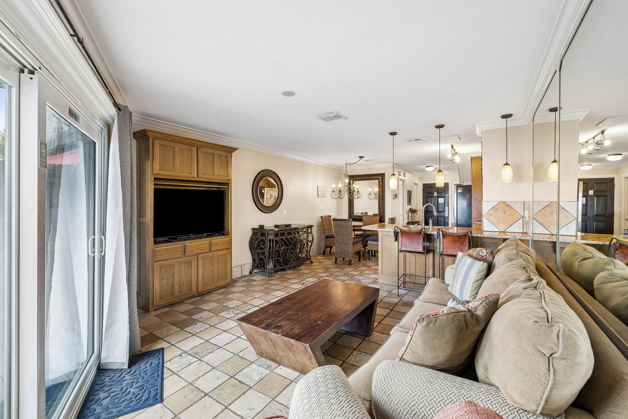 BLUE SURF T/H - Residential