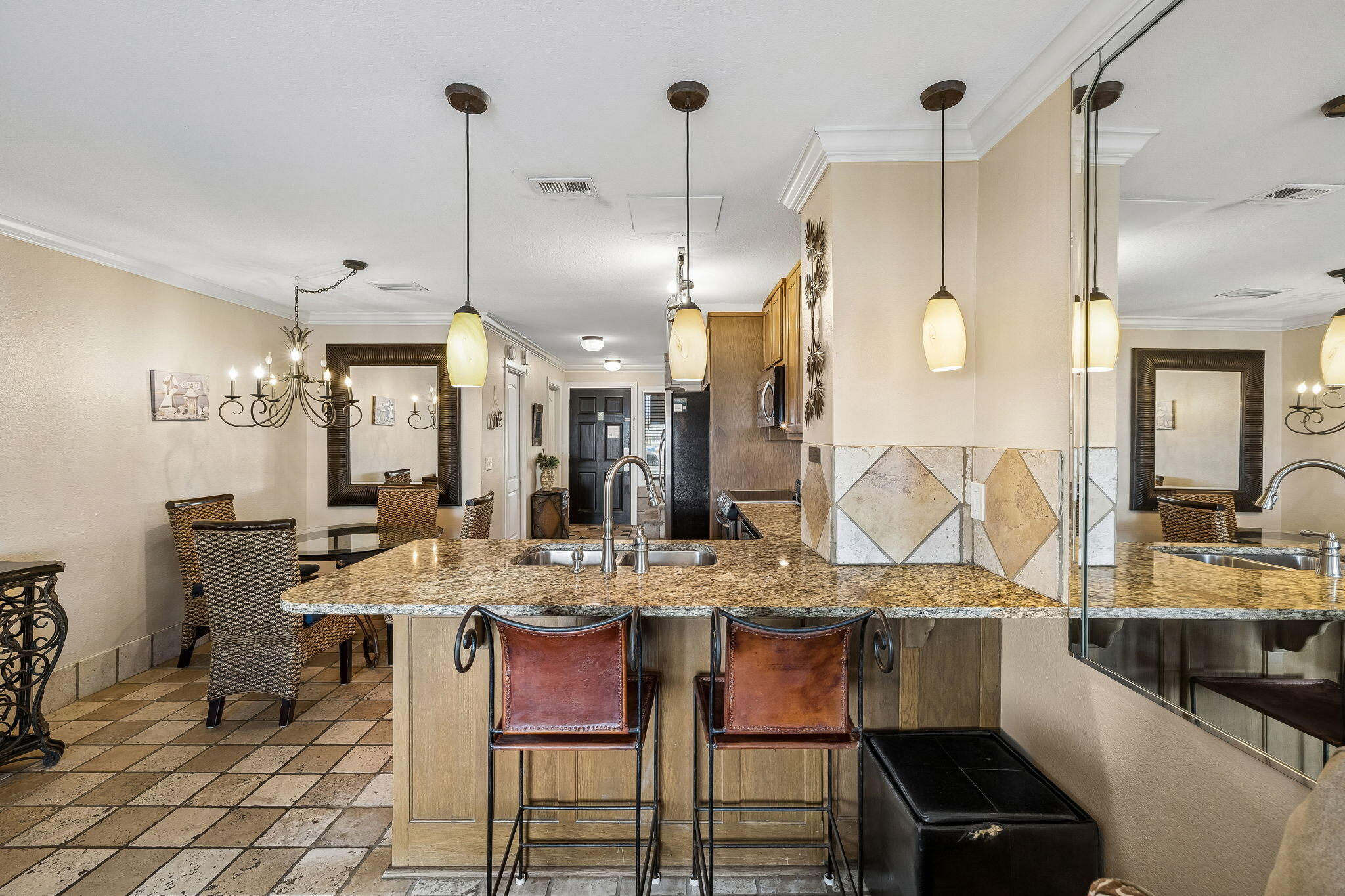 BLUE SURF T/H - Residential