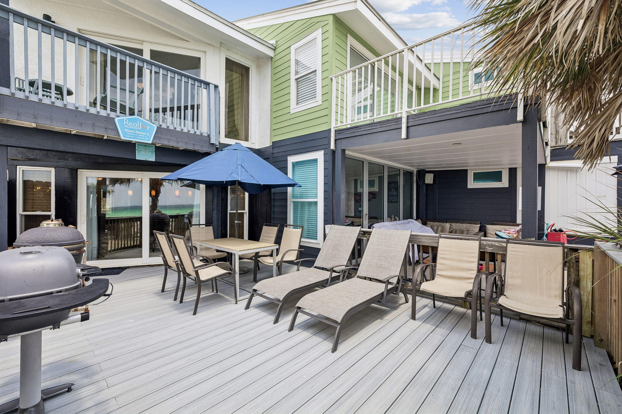 BLUE SURF T/H - Residential