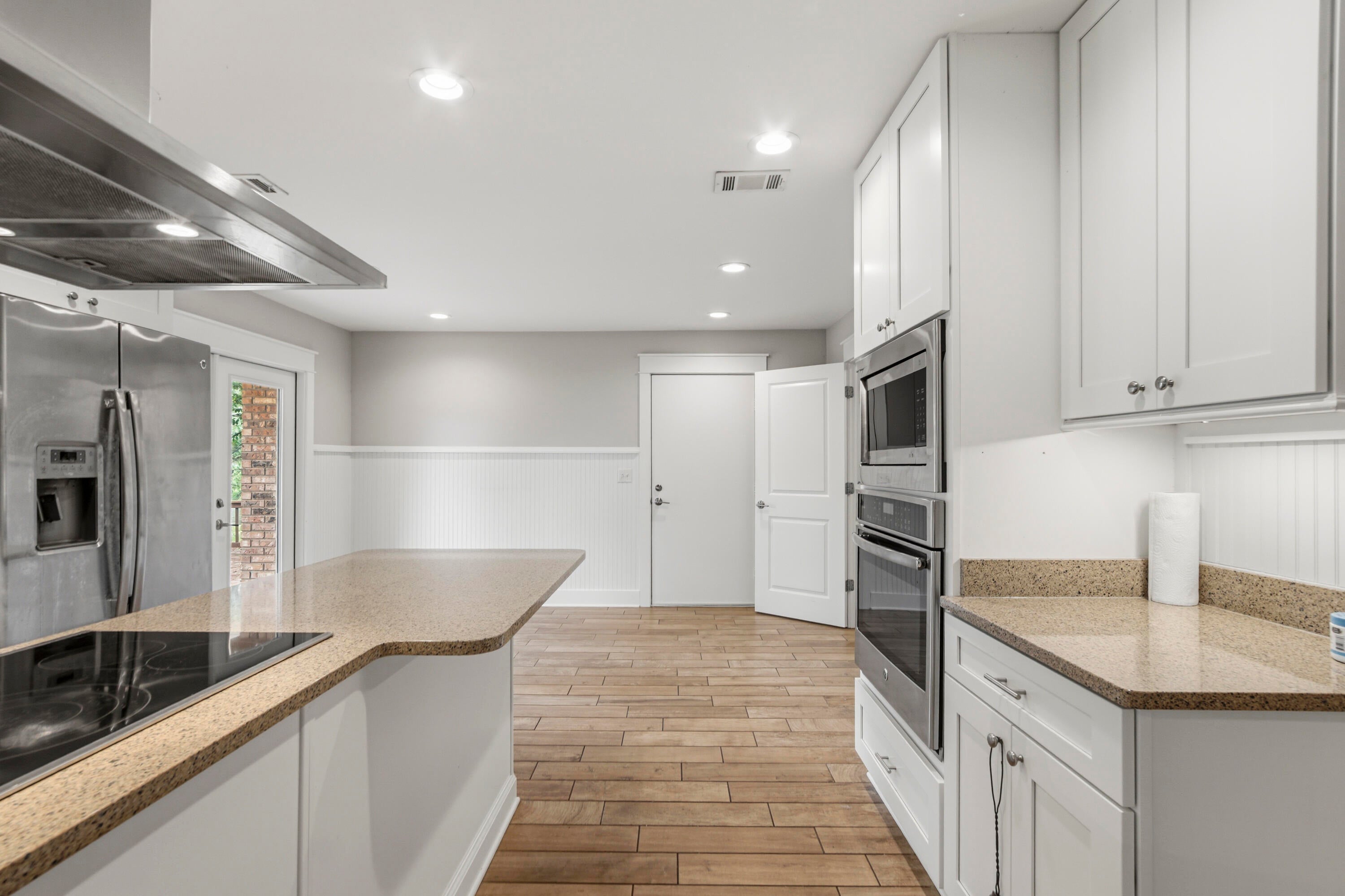 TEN LAKE ESTATES UNIT 2 - Residential