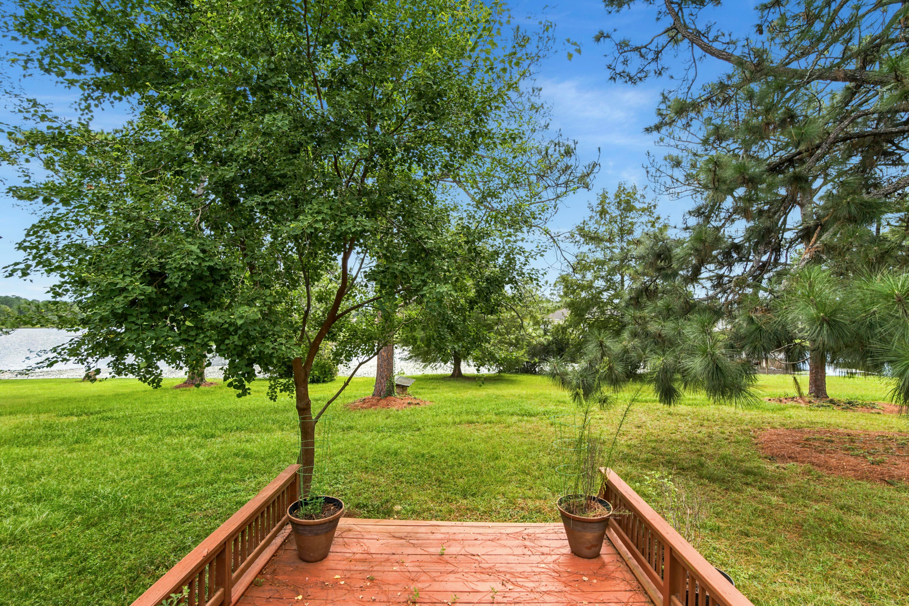 TEN LAKE ESTATES UNIT 2 - Residential