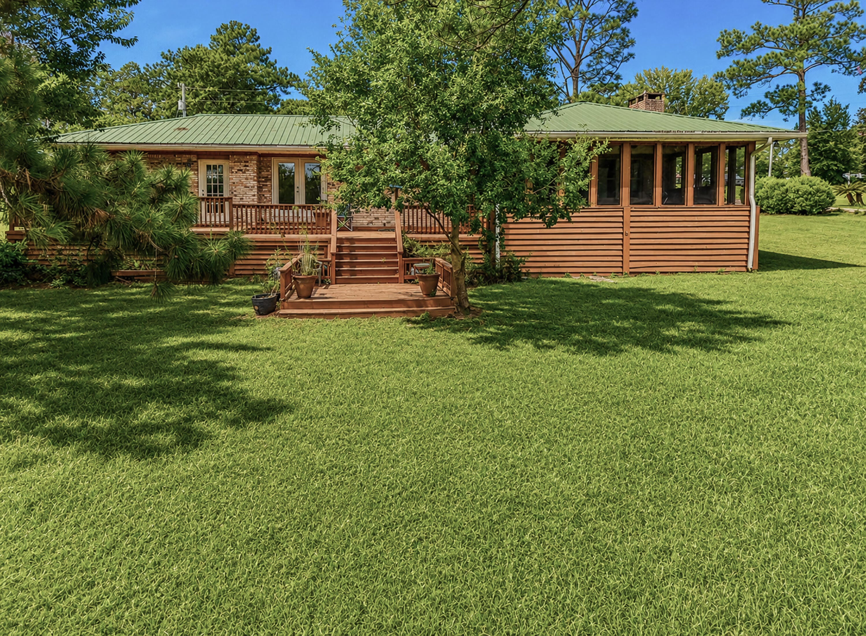 TEN LAKE ESTATES UNIT 2 - Residential