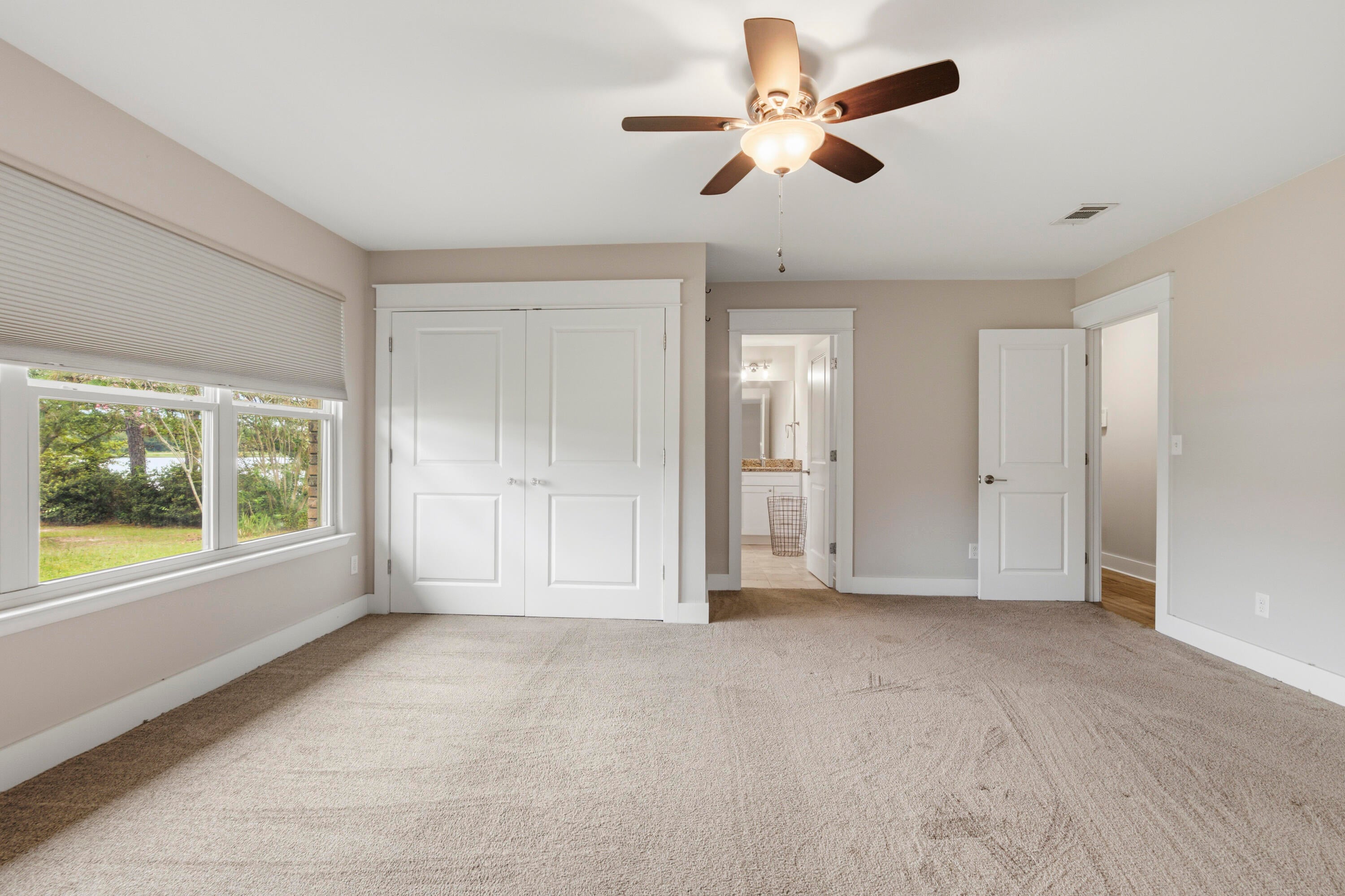 TEN LAKE ESTATES UNIT 2 - Residential