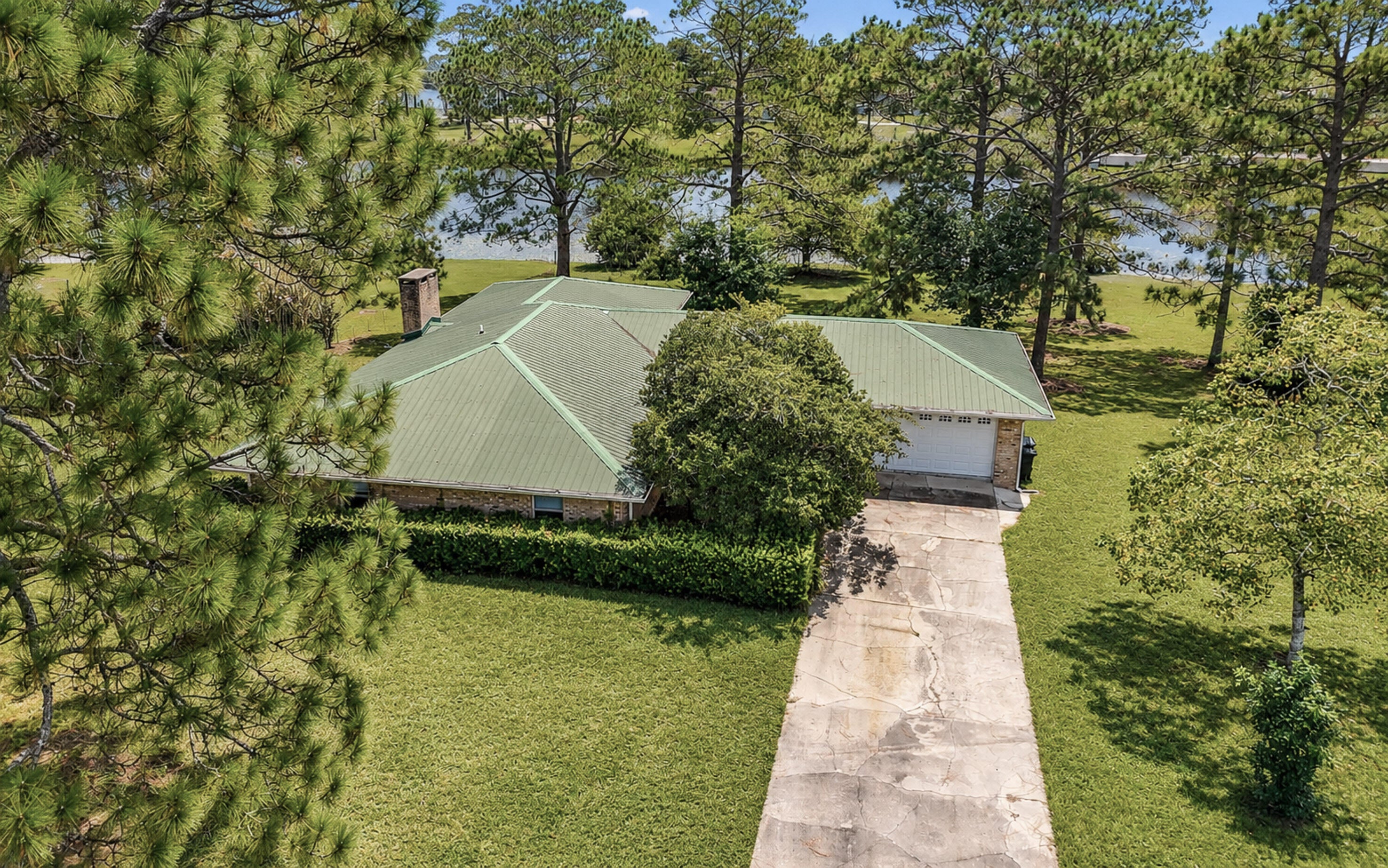TEN LAKE ESTATES UNIT 2 - Residential