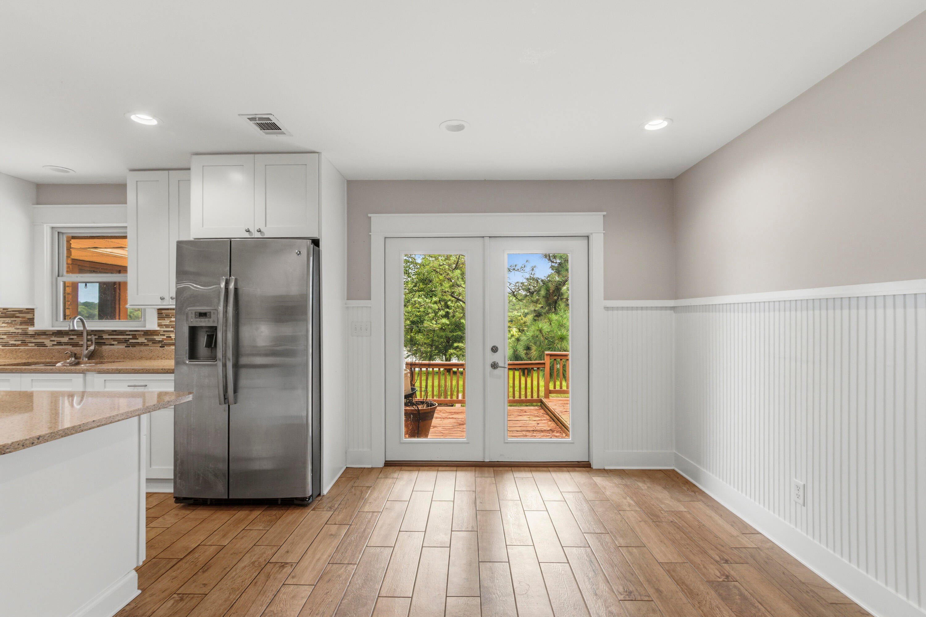TEN LAKE ESTATES UNIT 2 - Residential