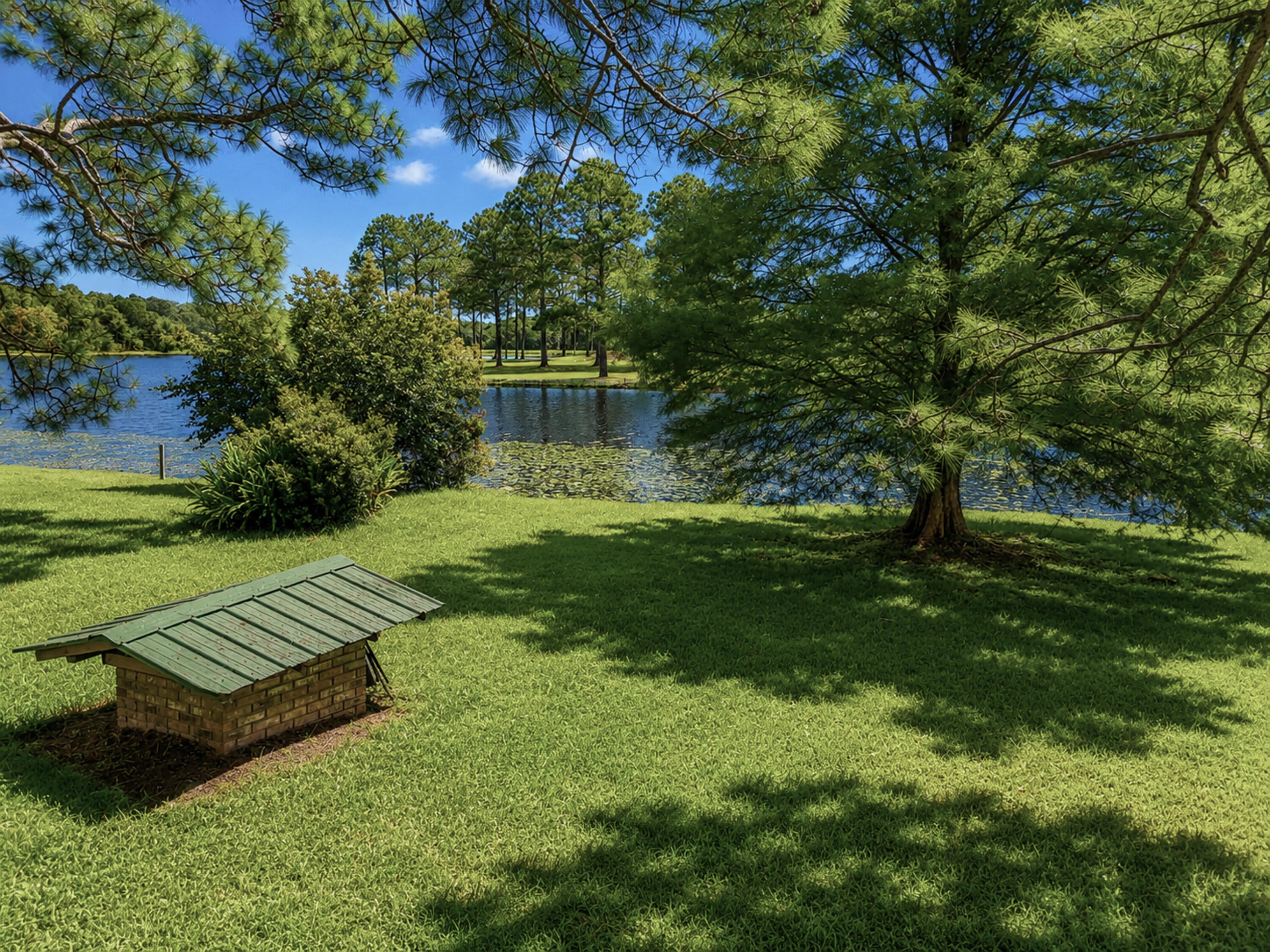 TEN LAKE ESTATES UNIT 2 - Residential