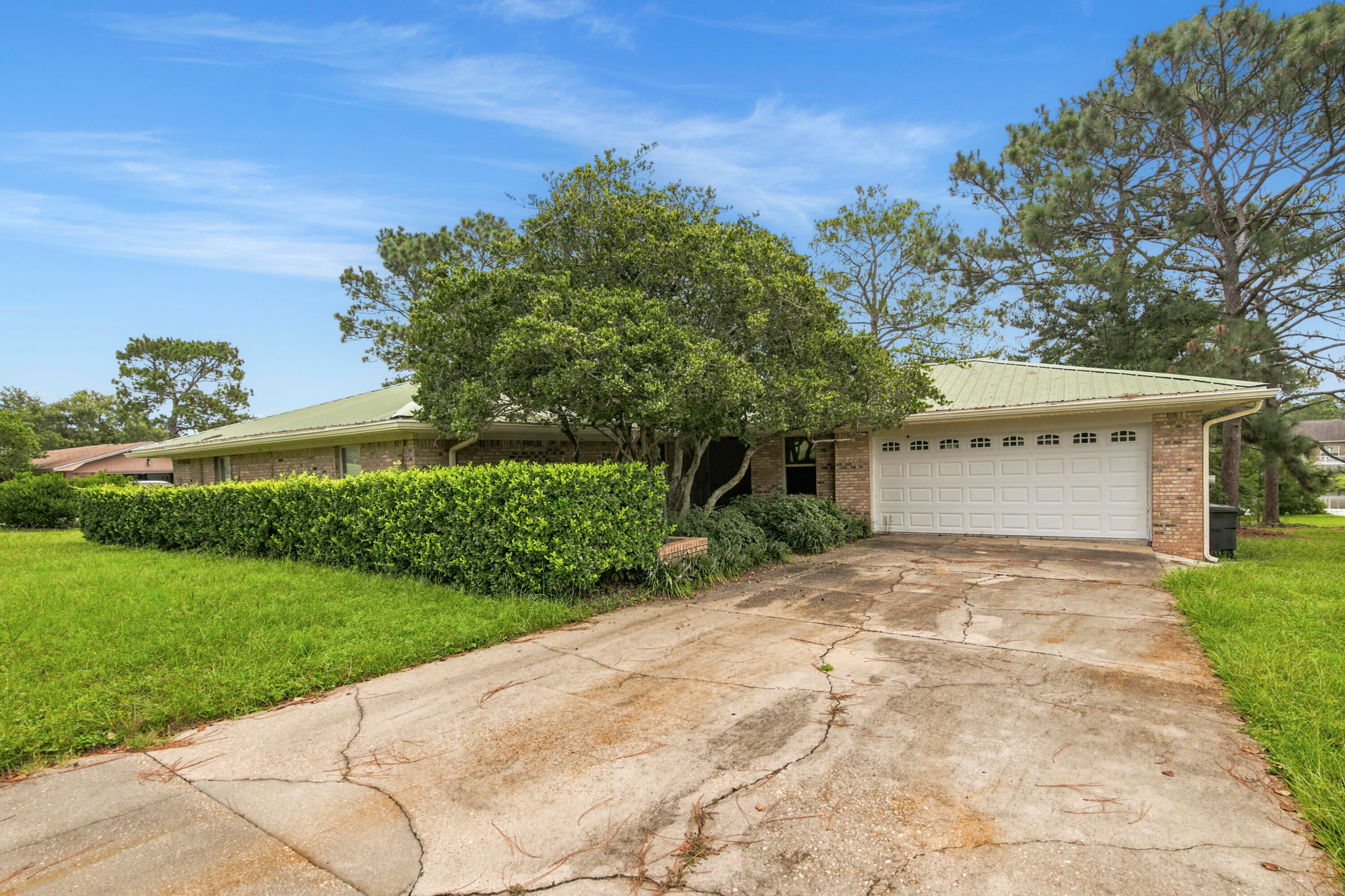 TEN LAKE ESTATES UNIT 2 - Residential