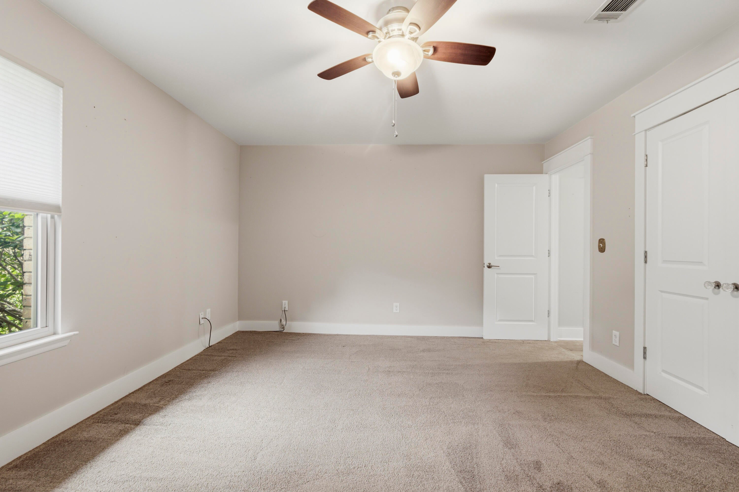 TEN LAKE ESTATES UNIT 2 - Residential