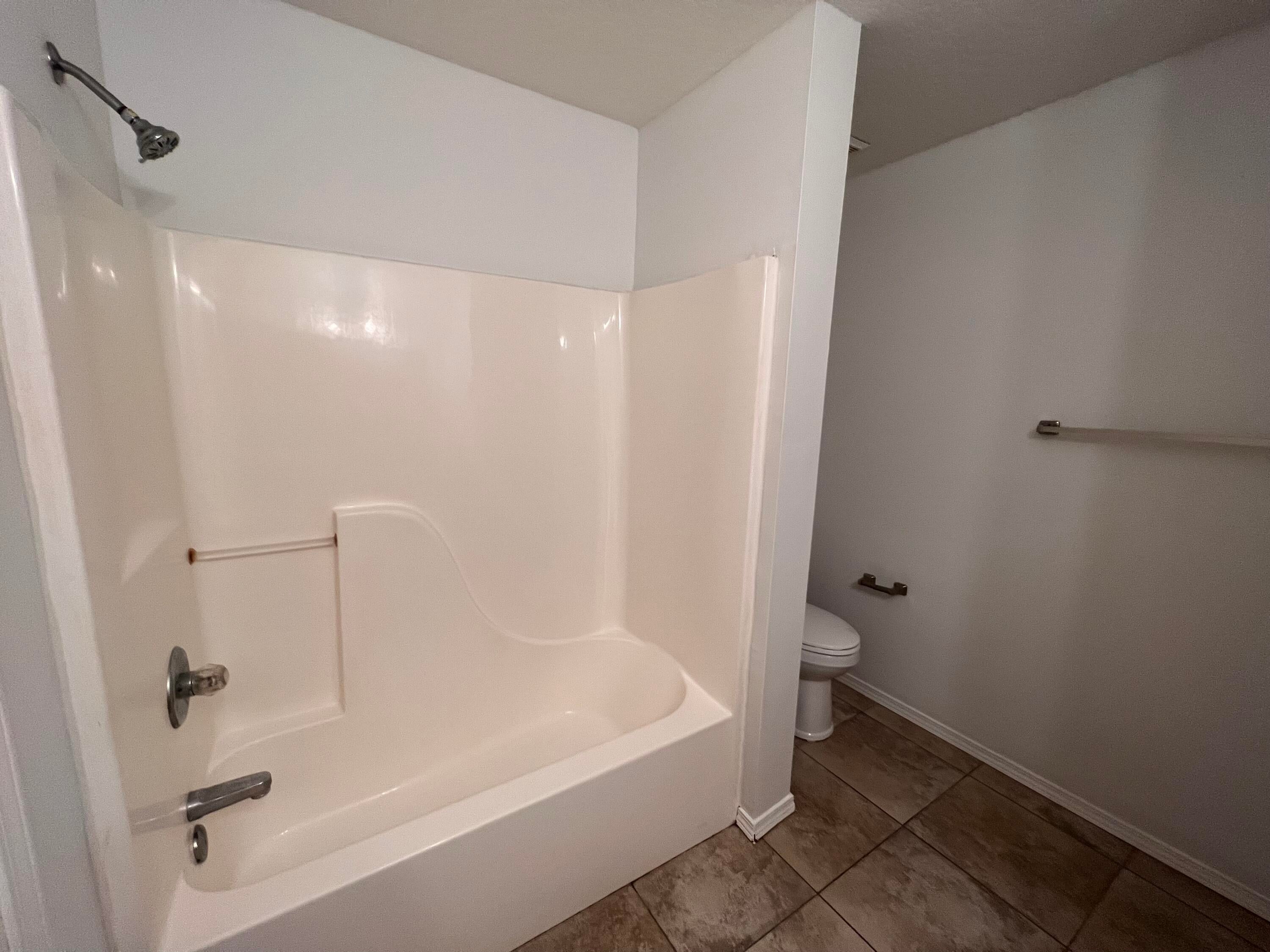 SHAY LIN T/H - Residential Lease