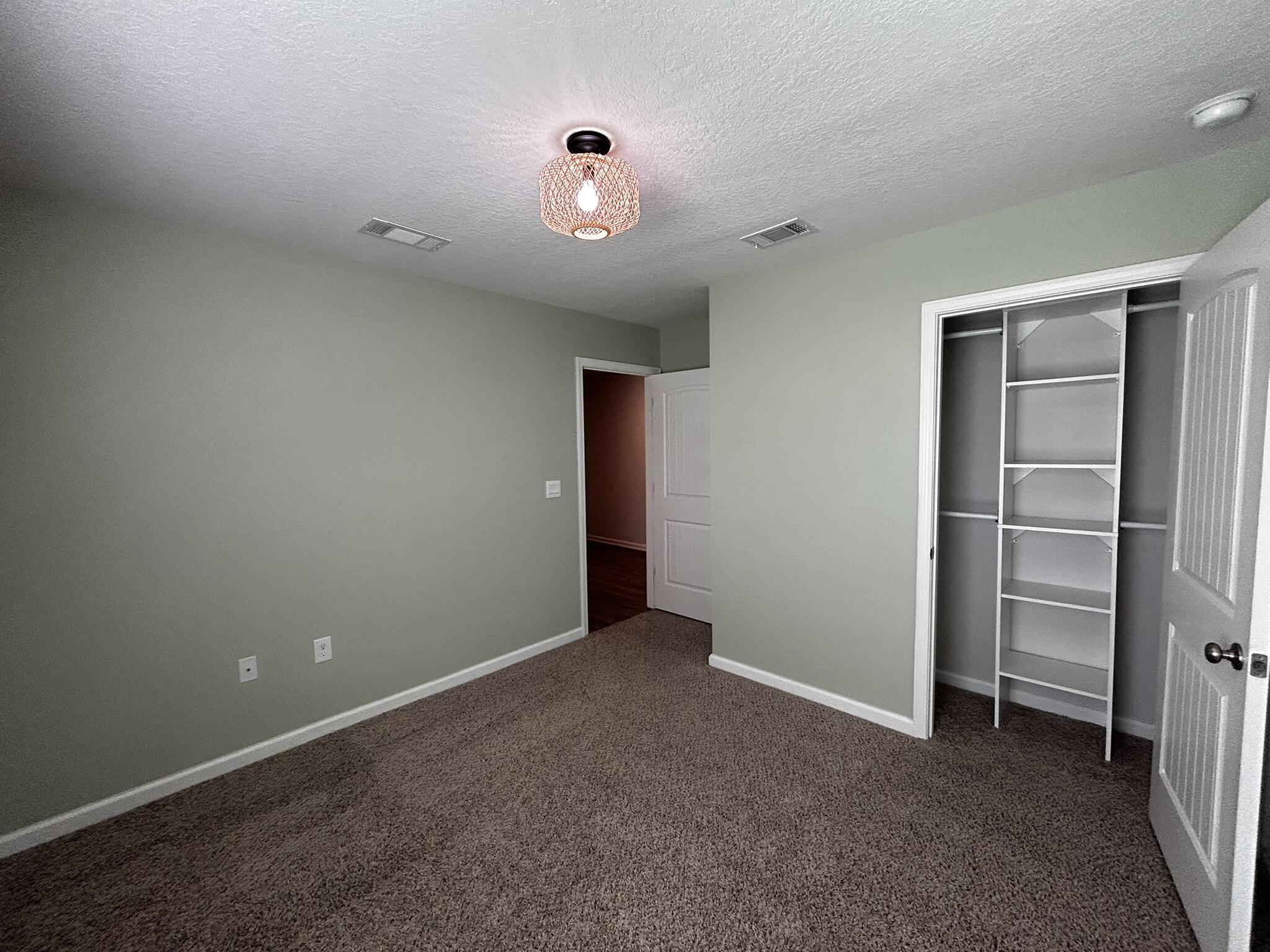 TIMBERLAND RIDGE - Residential Lease