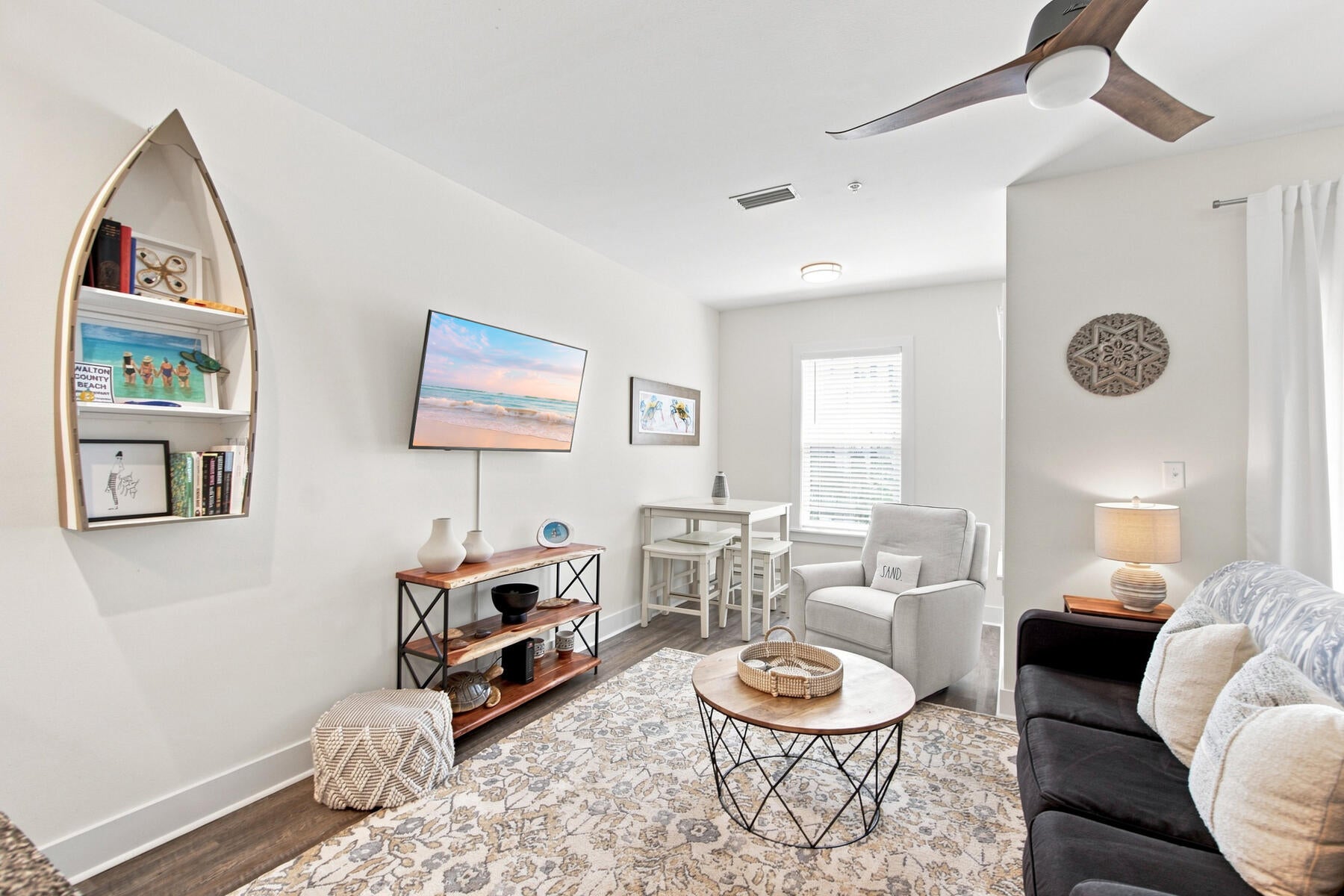 Hidden Lake Condominium - Residential