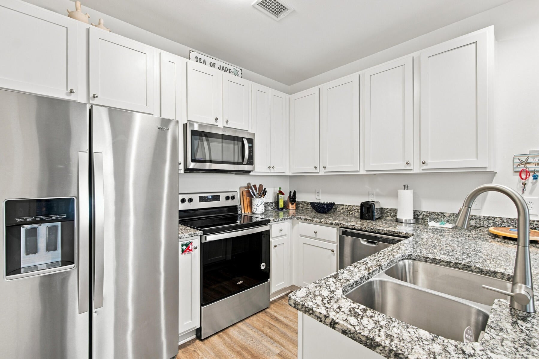 Hidden Lake Condominium - Residential