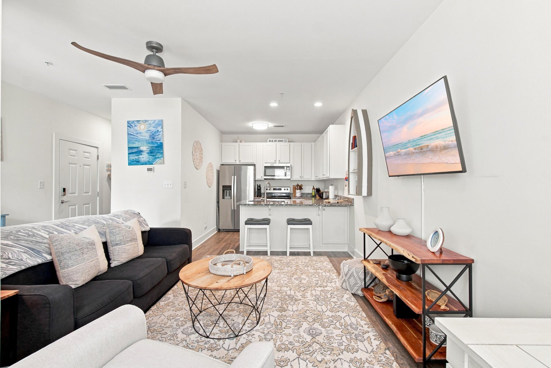 Hidden Lake Condominium - Residential