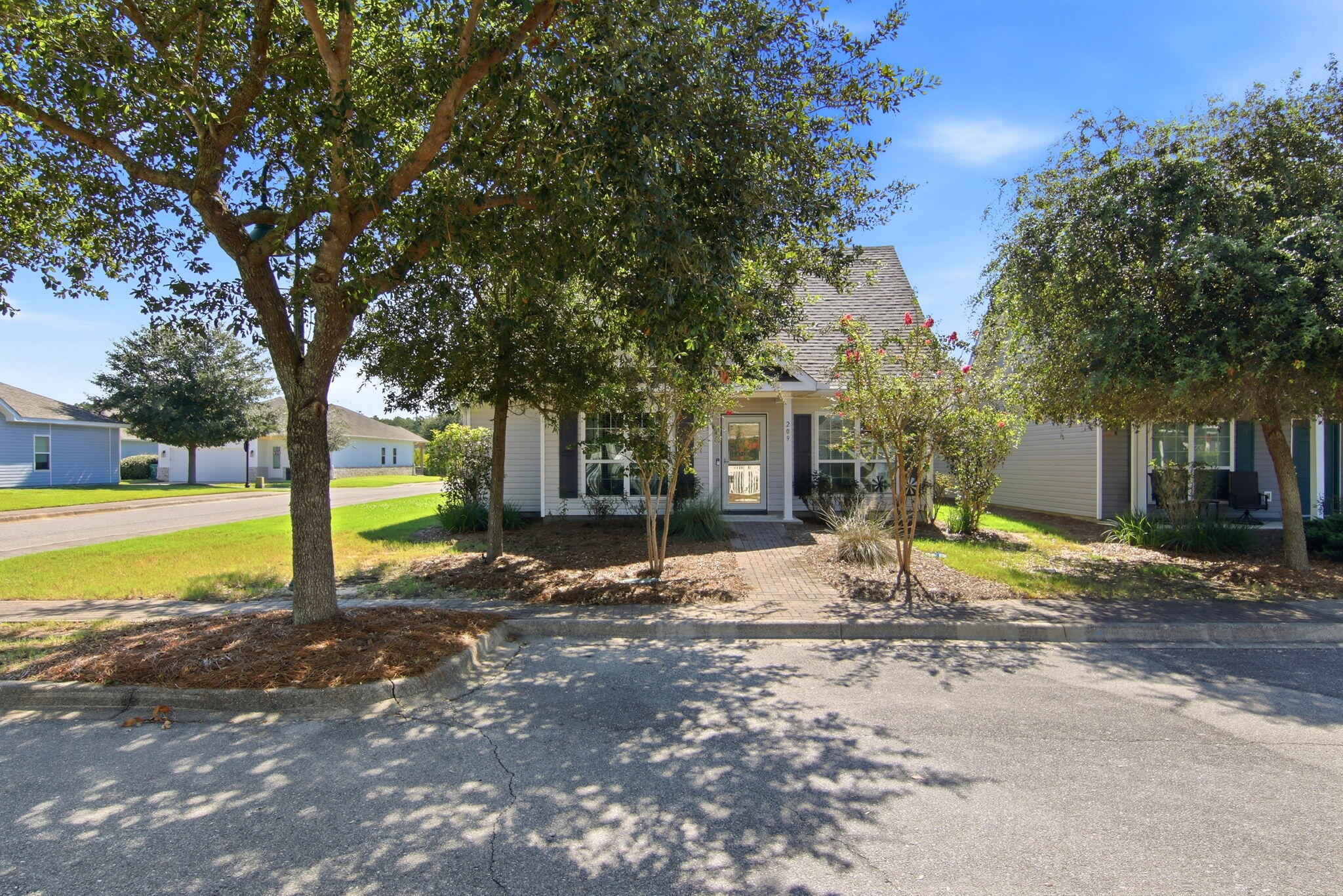 HAMMOCK BAY - Residential